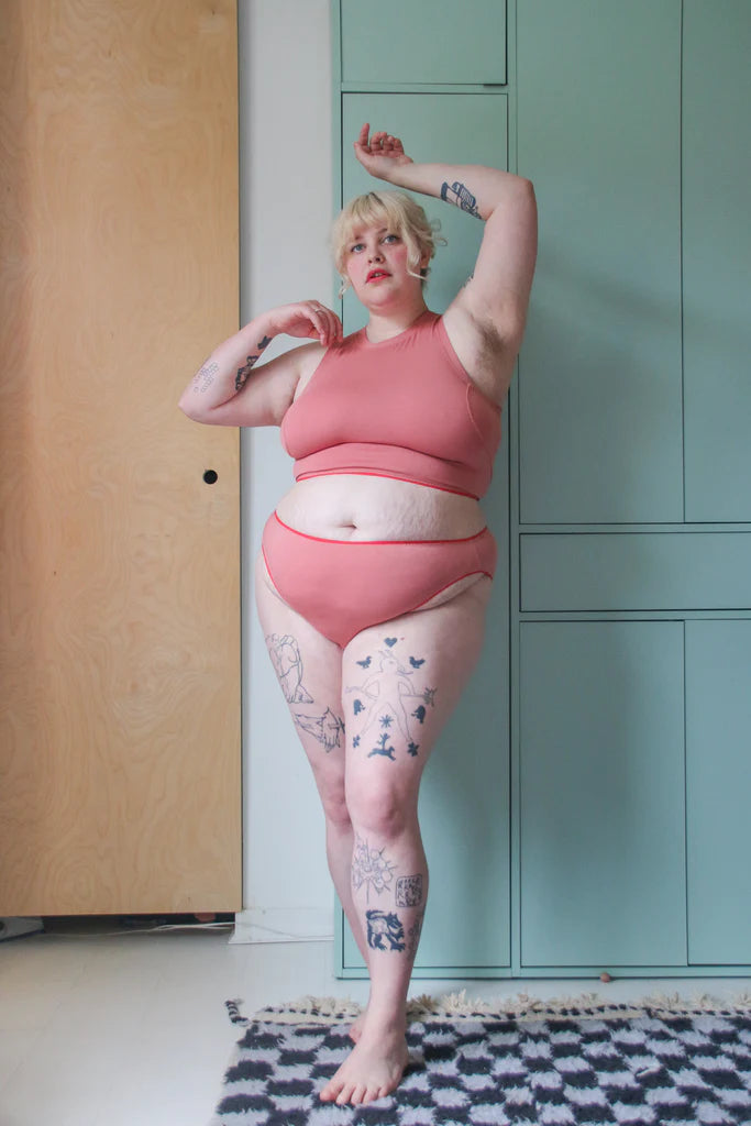 Sophie Hines Axis Tank