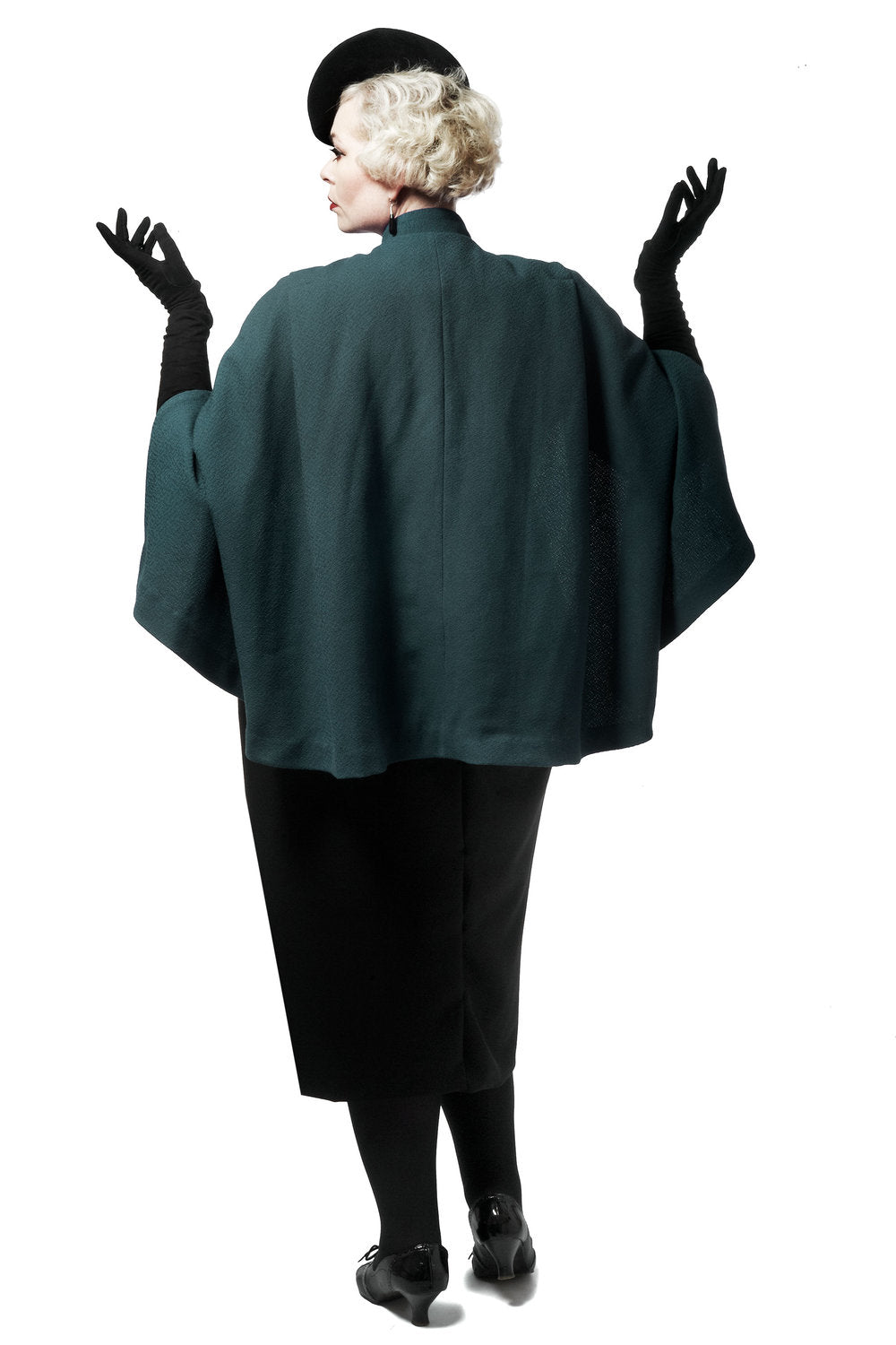 How to Do Fashion No. 15 Barcelona Cape