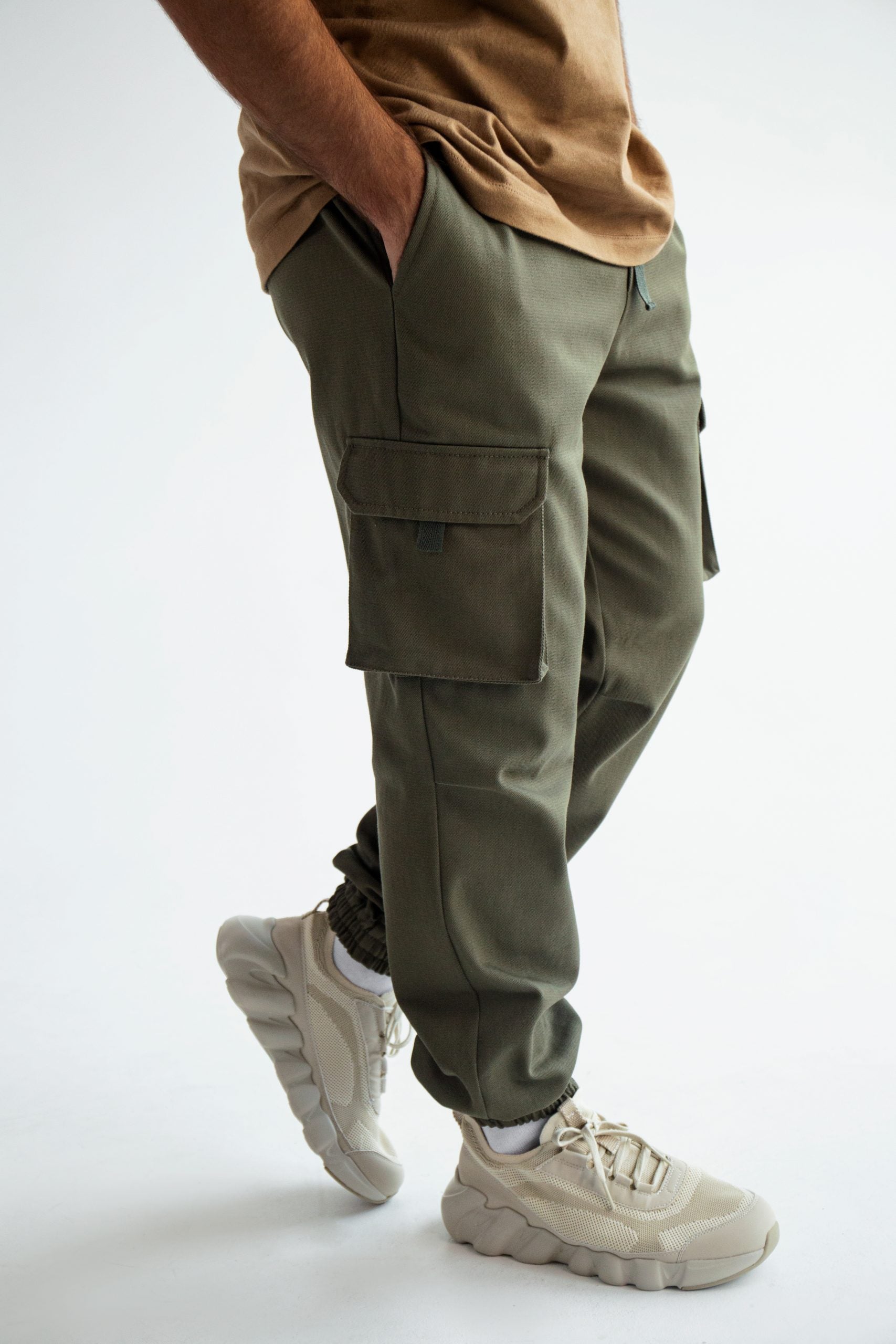 Vikisews Men's James Pants PDF