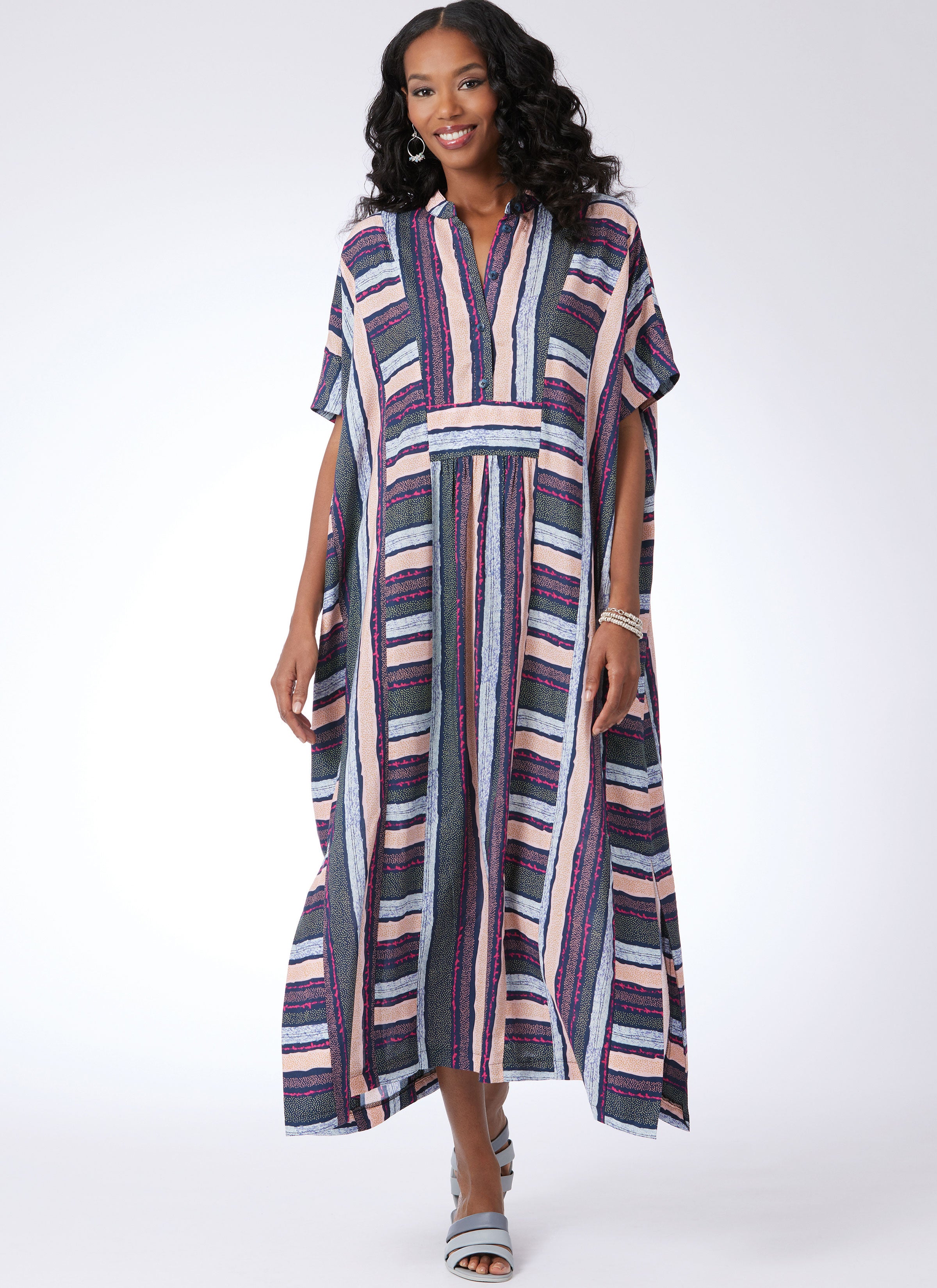 McCalls Caftans M8516 – The Fold Line