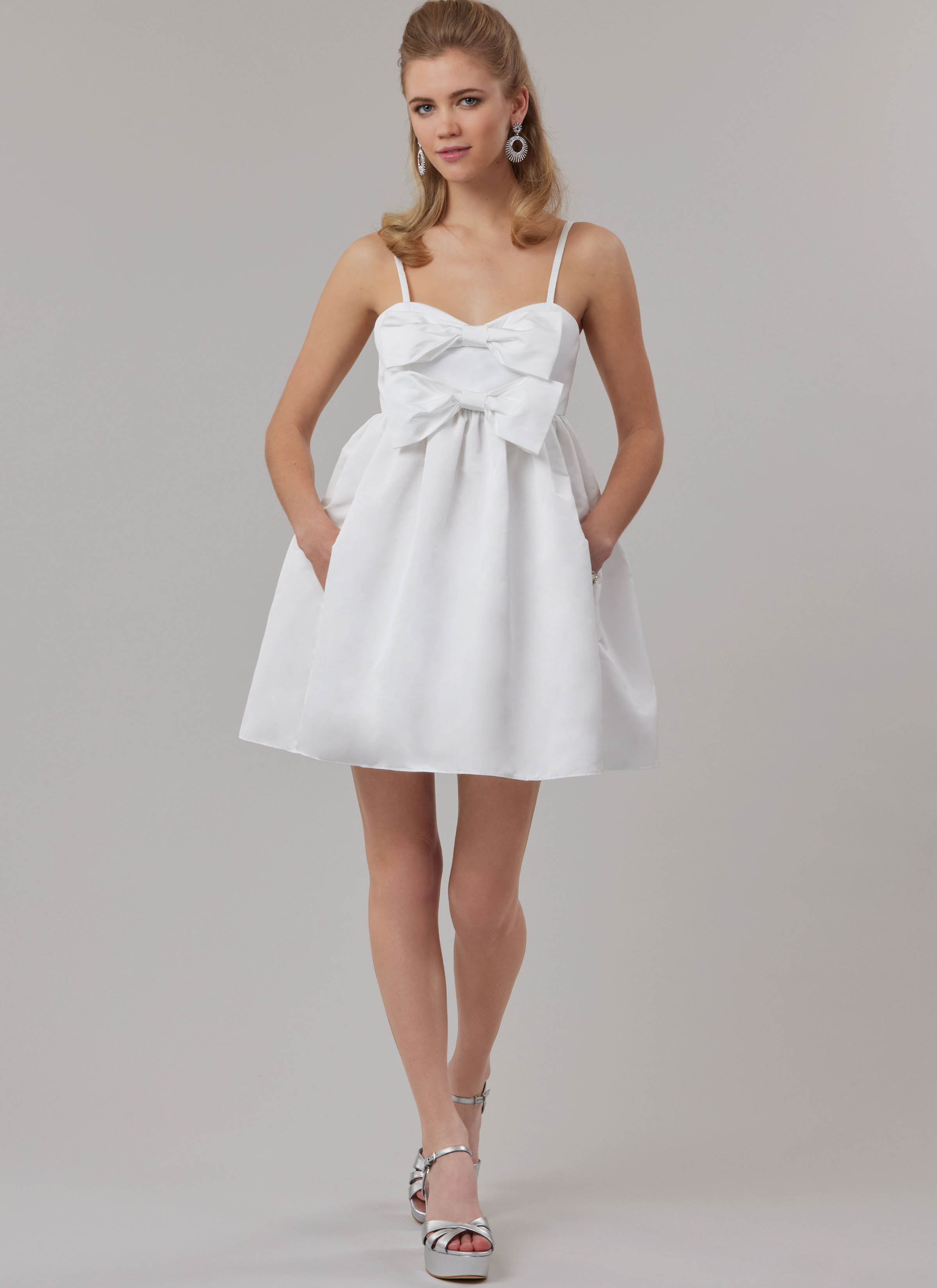 McCall's Dress M8581 – The Fold Line