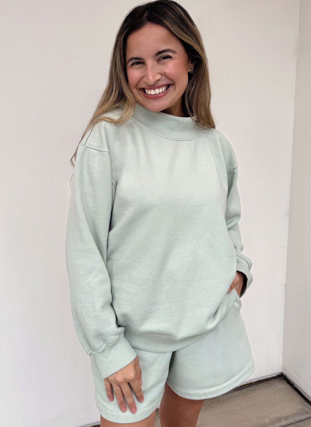 Know Me Unisex Knit Sweatshirts and Shorts ME2131