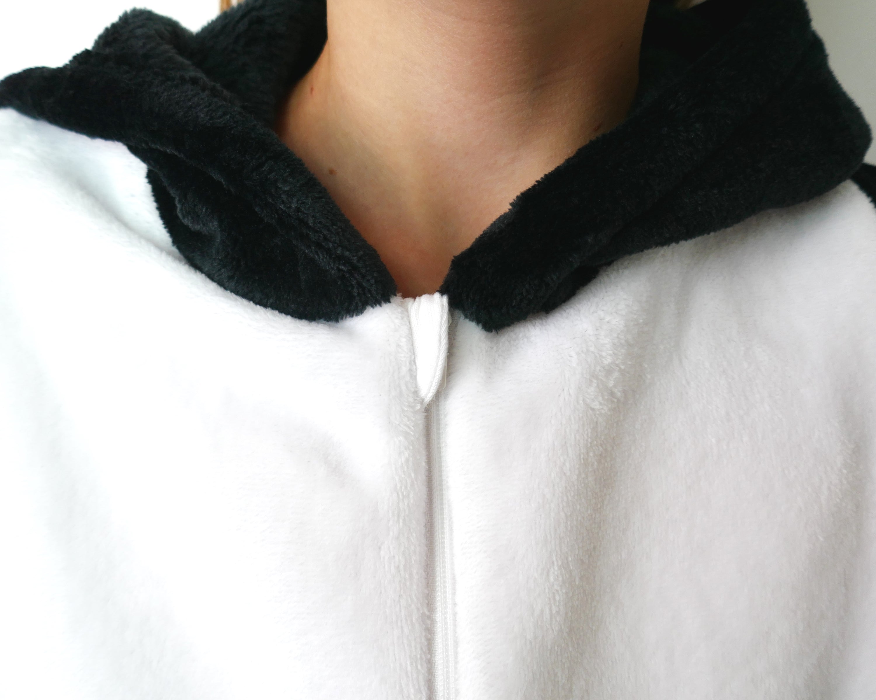 Petits D'om Nocturne Onesie