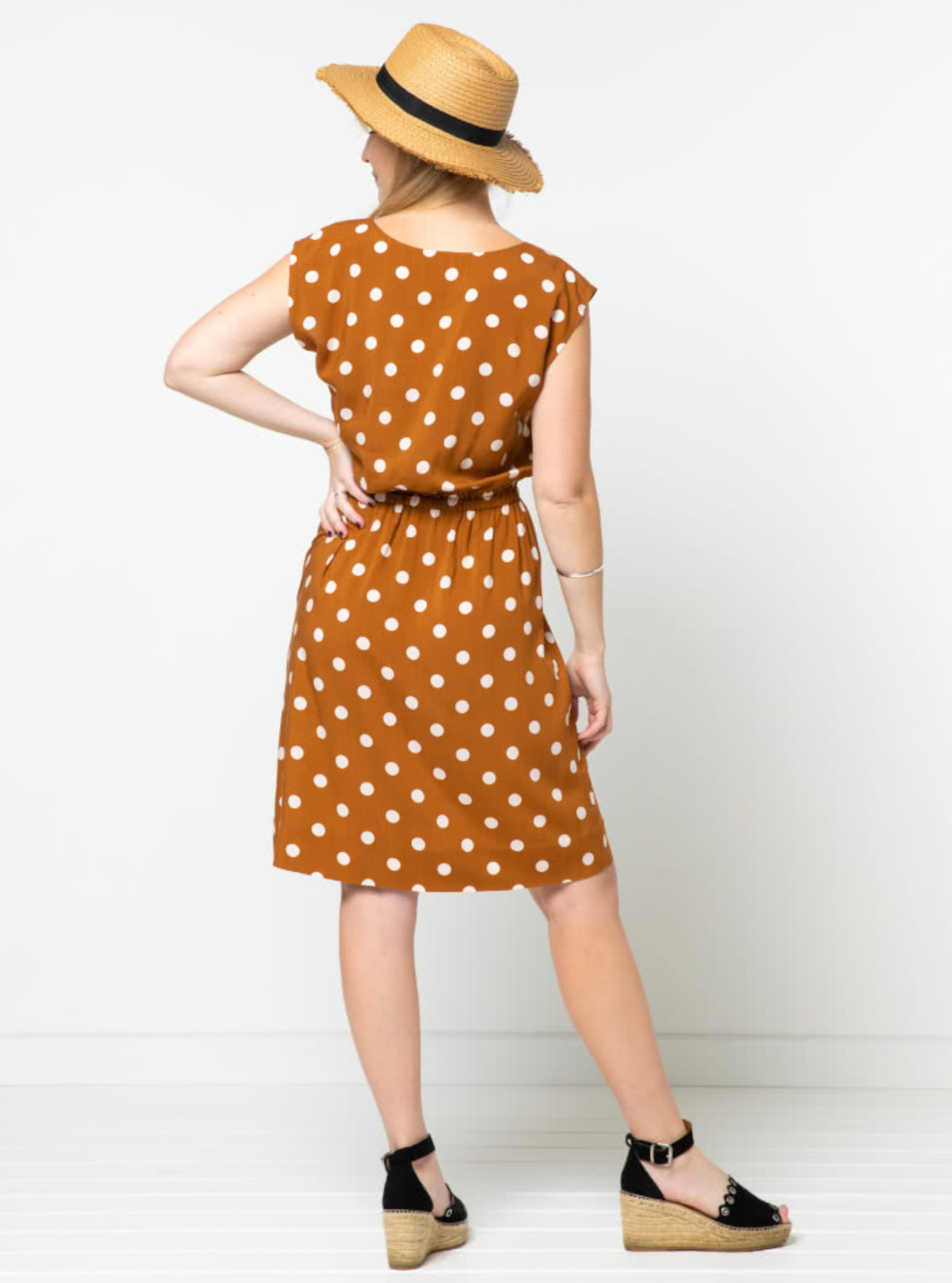 Style Arc Olivia Dress