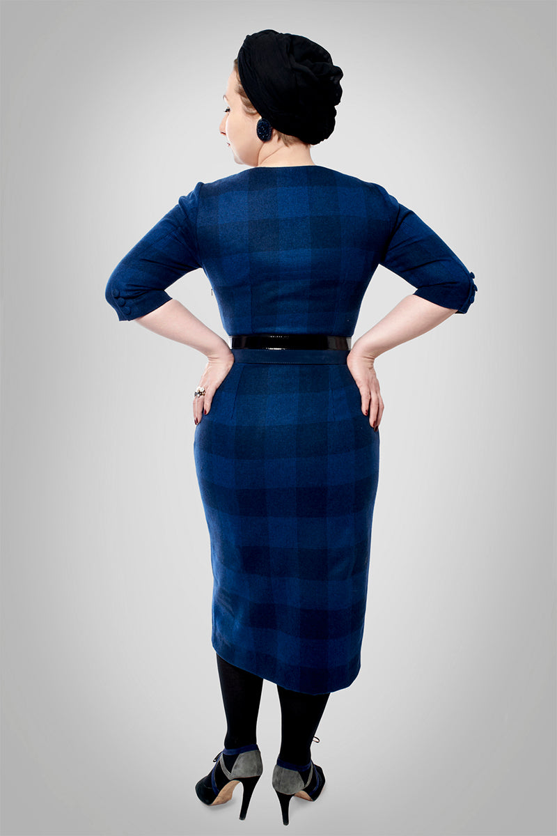 How to Do Fashion No. 13 Paris Dress