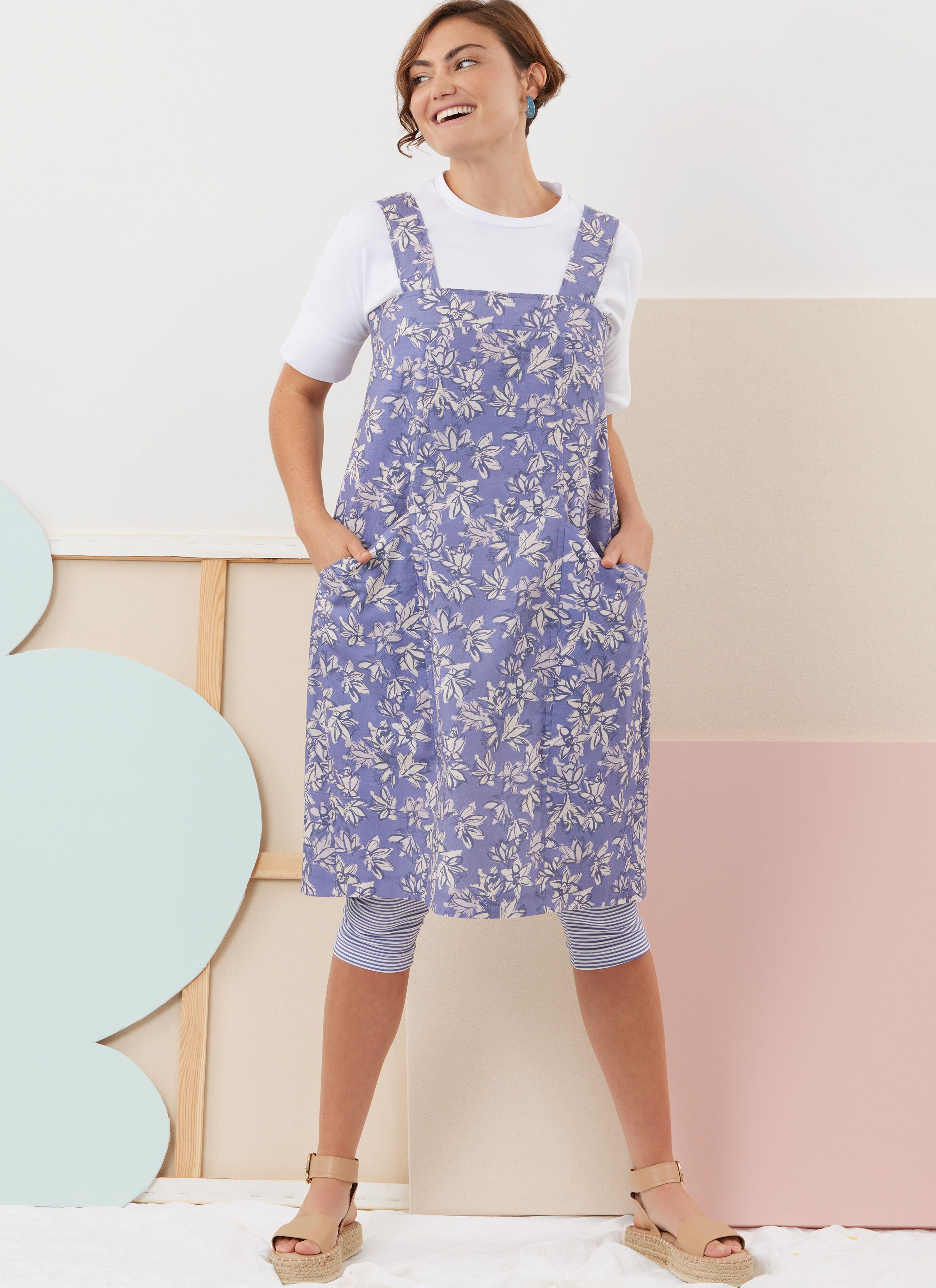 Simplicity Tops, Trousers and Apron Dresses S3088