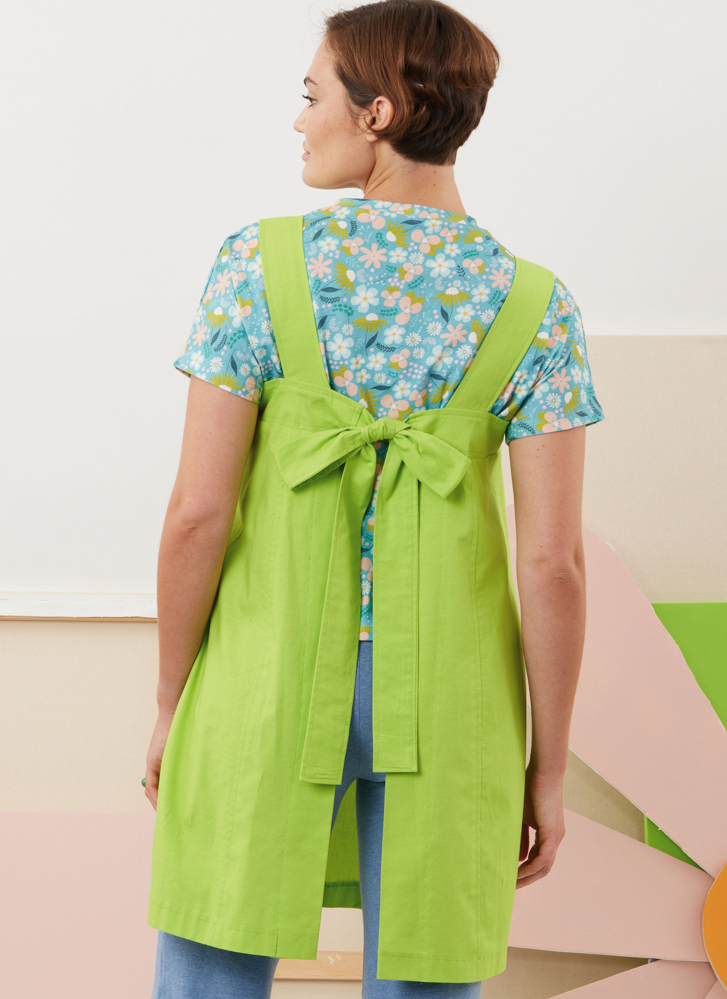 Simplicity Tops, Trousers and Apron Dresses S3088