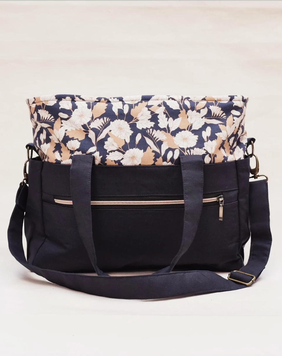 Thread Theory Qualicum Bag