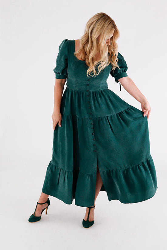 Chalk and Notch Shay Dress