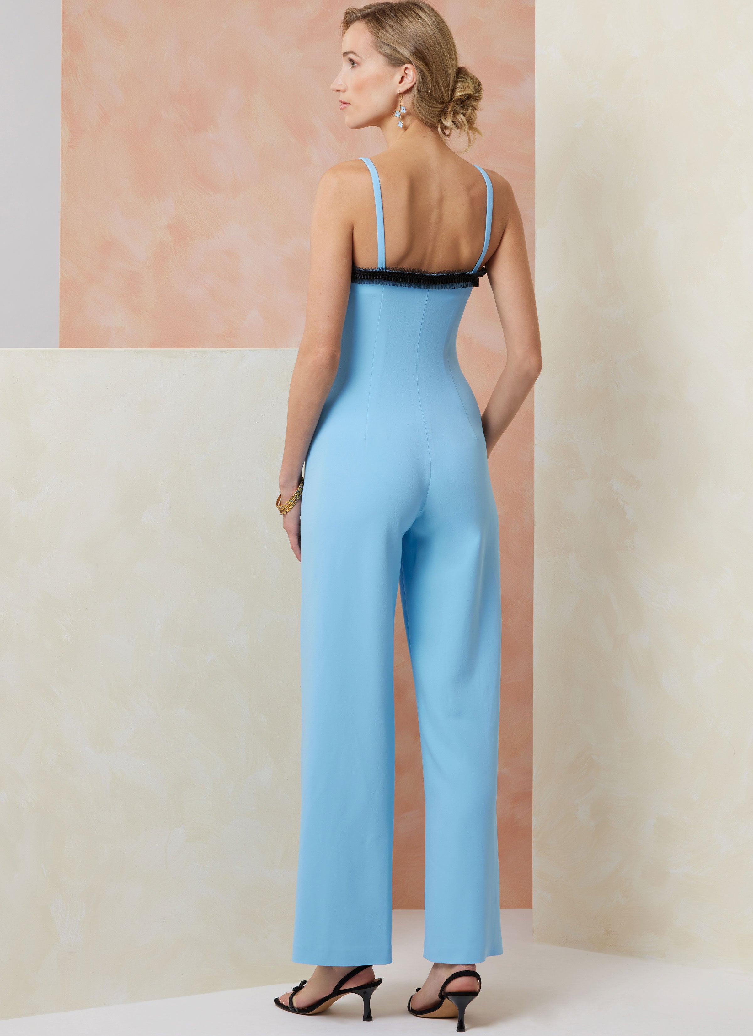 Vogue Jumpsuits V2111