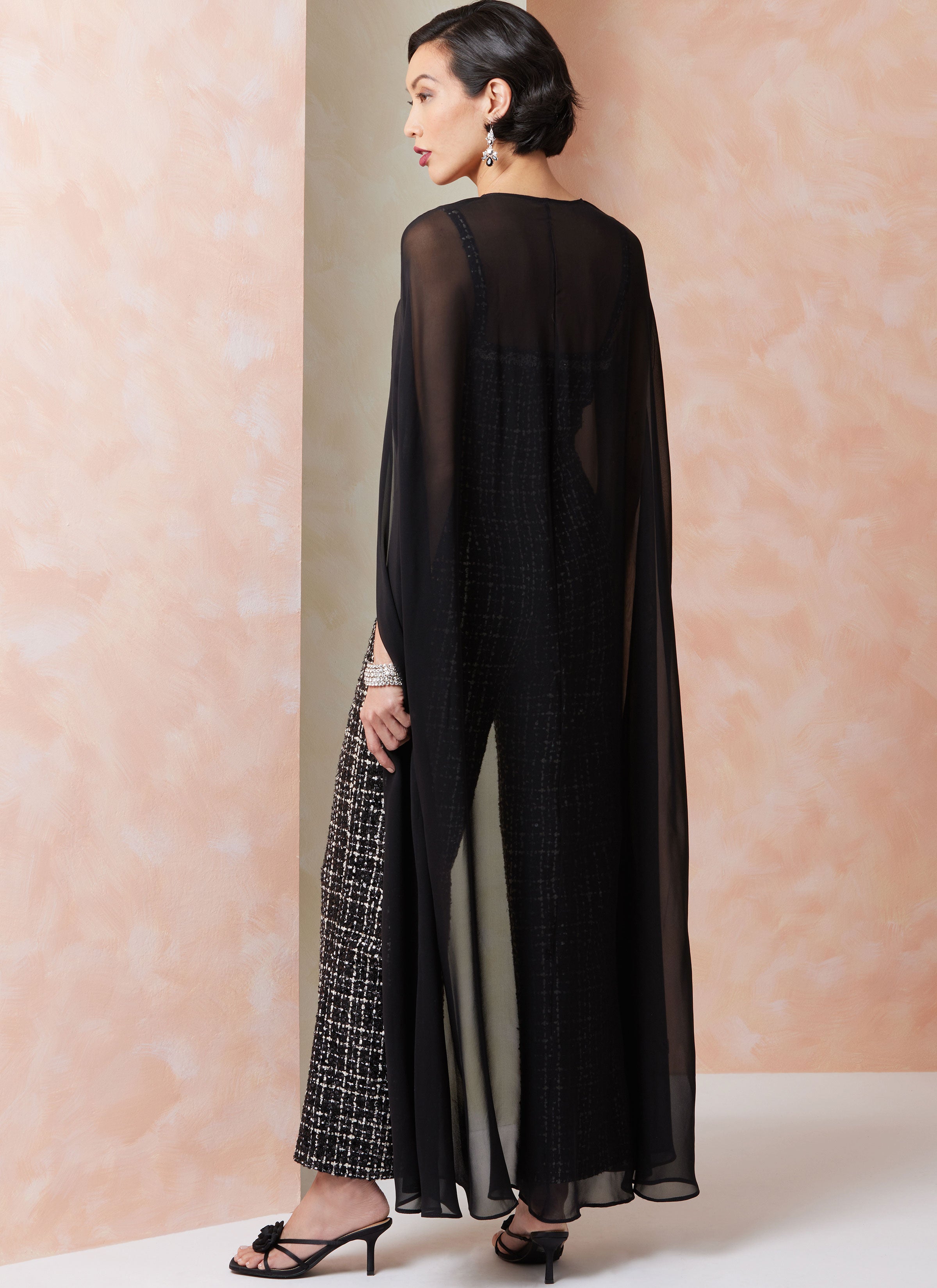 Vogue Jumpsuits V2111