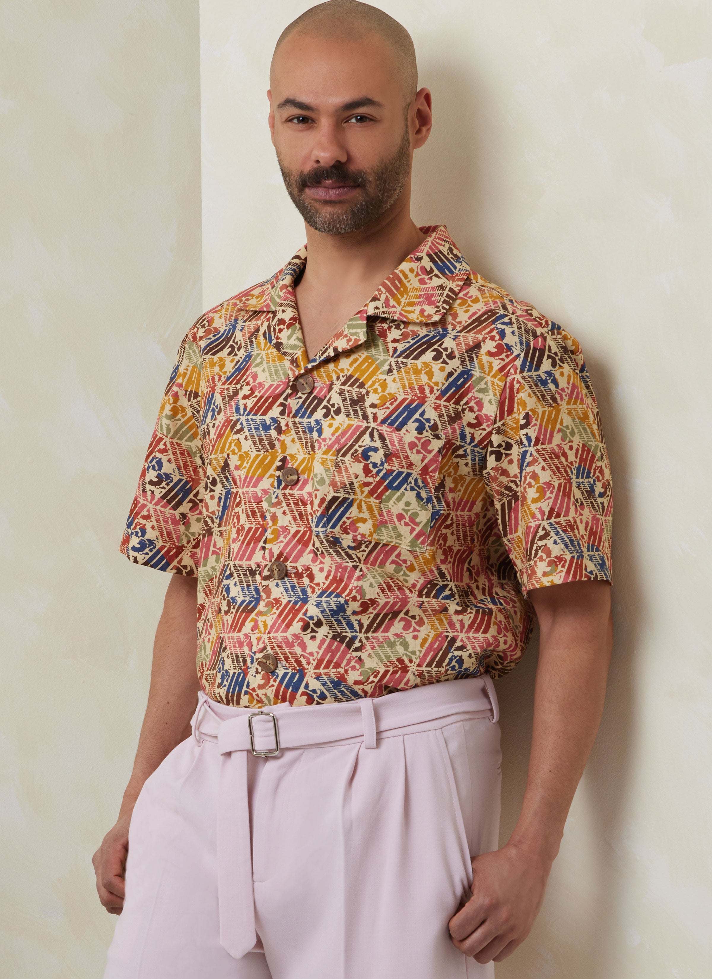 Vogue  Men's Shirt, Shorts, Trousers and Belt V2120