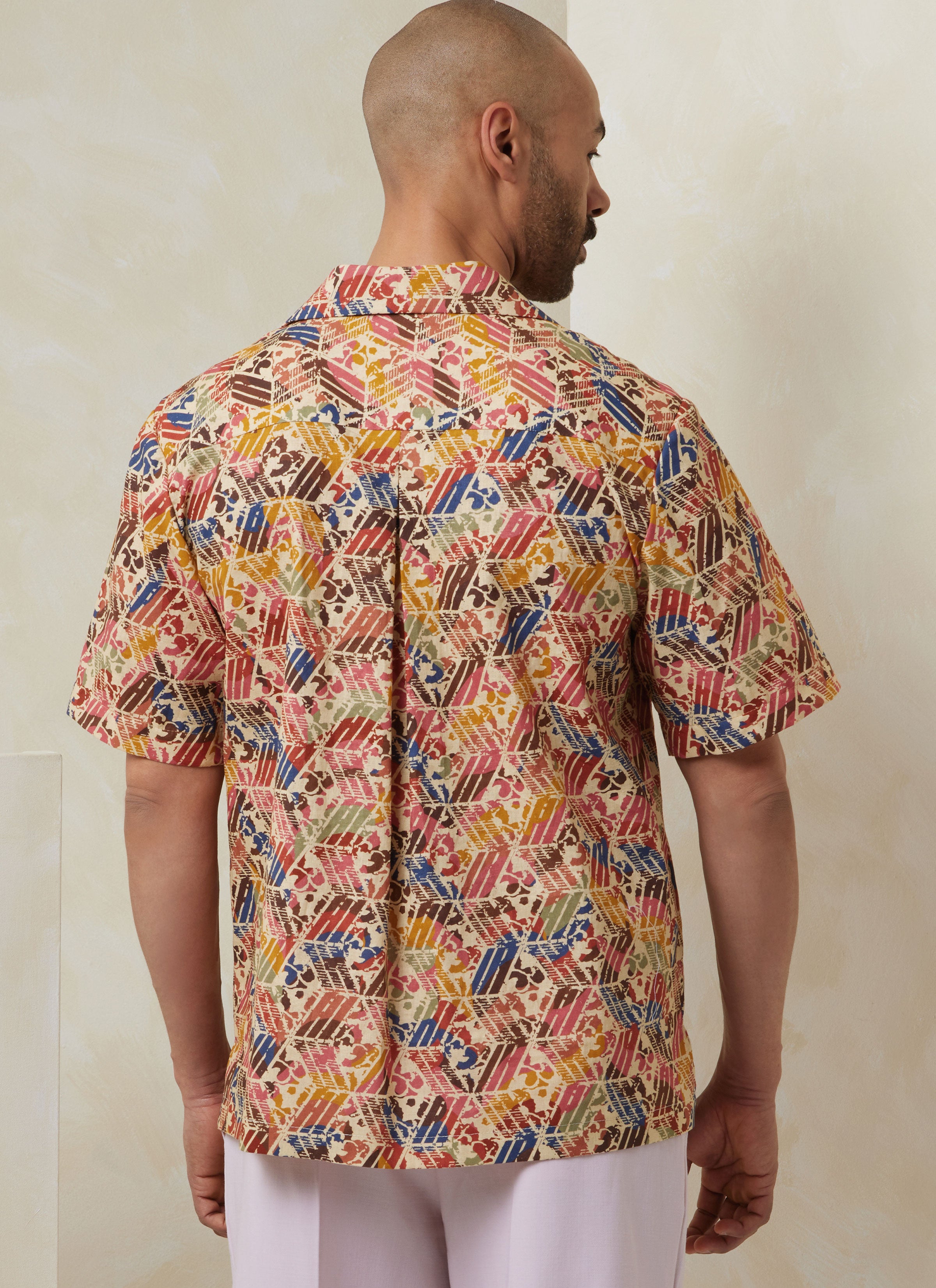 Vogue  Men's Shirt, Shorts, Trousers and Belt V2120