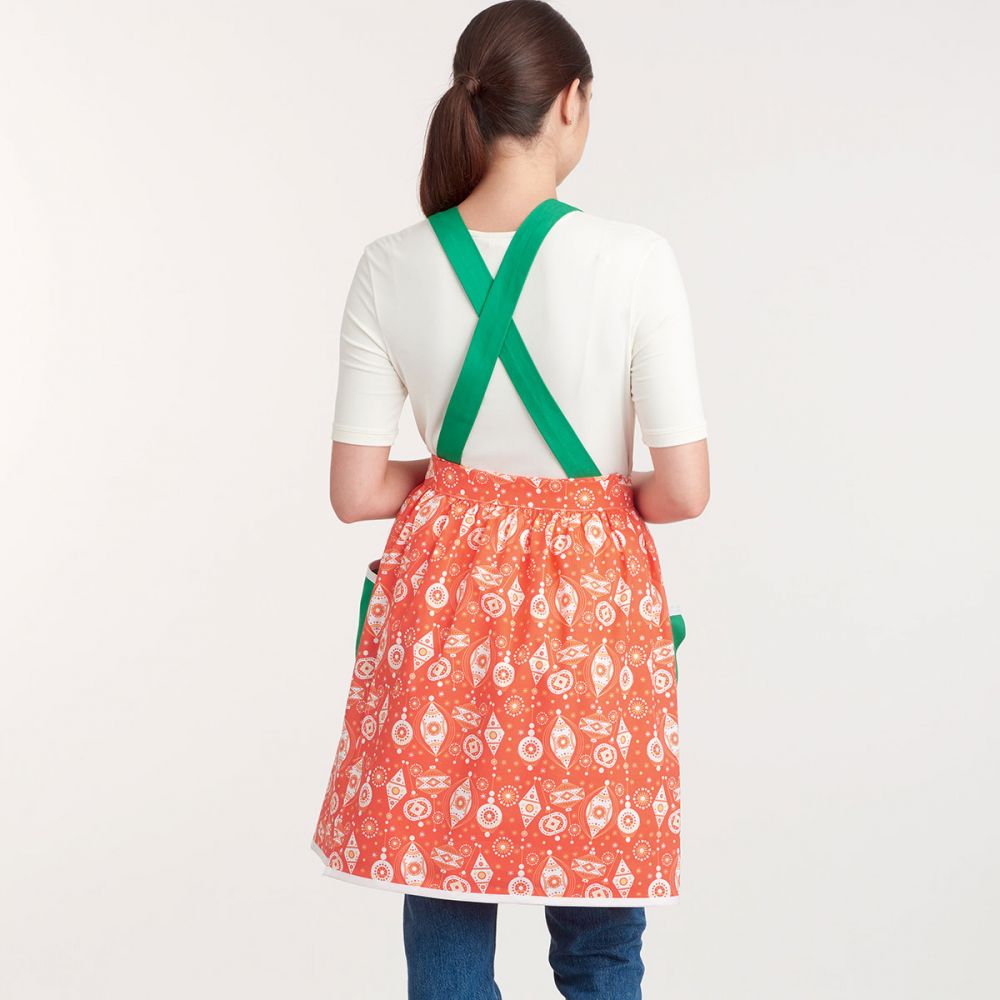 Simplicity Aprons S9435