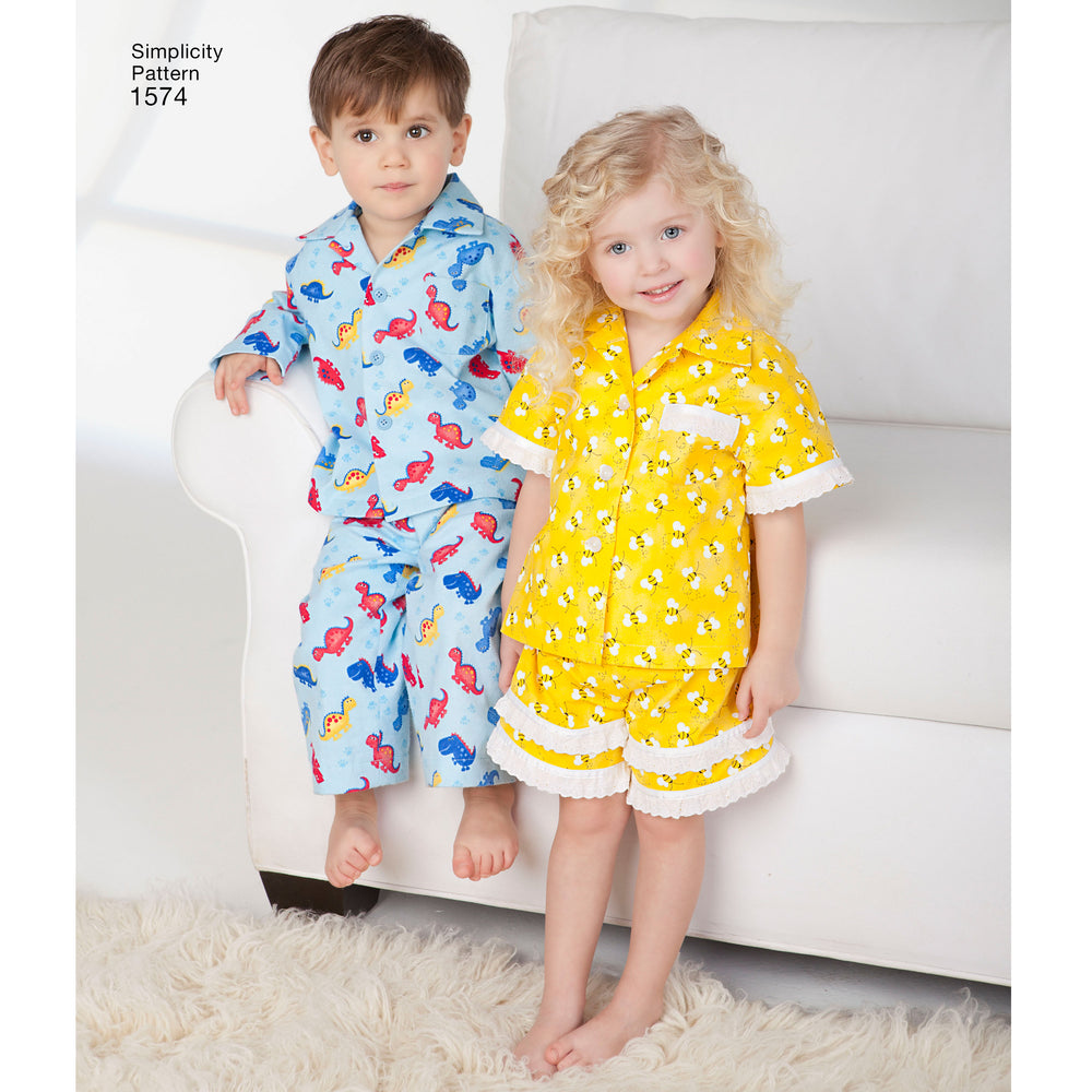 Simplicity Nightwear and Robes S1574