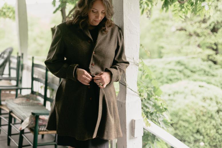 【即日発送◎】WYM LIDNM WOOL KERSEY FROCK COAT Alison Sheri A46018 Black Funnel Neck Coat – Rouge Boutique Inverness