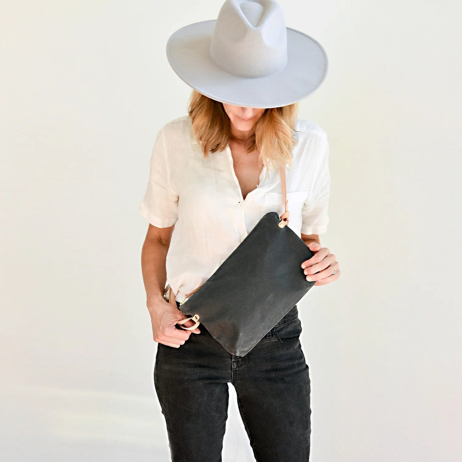 Klum House Alberta Crossbody Tote