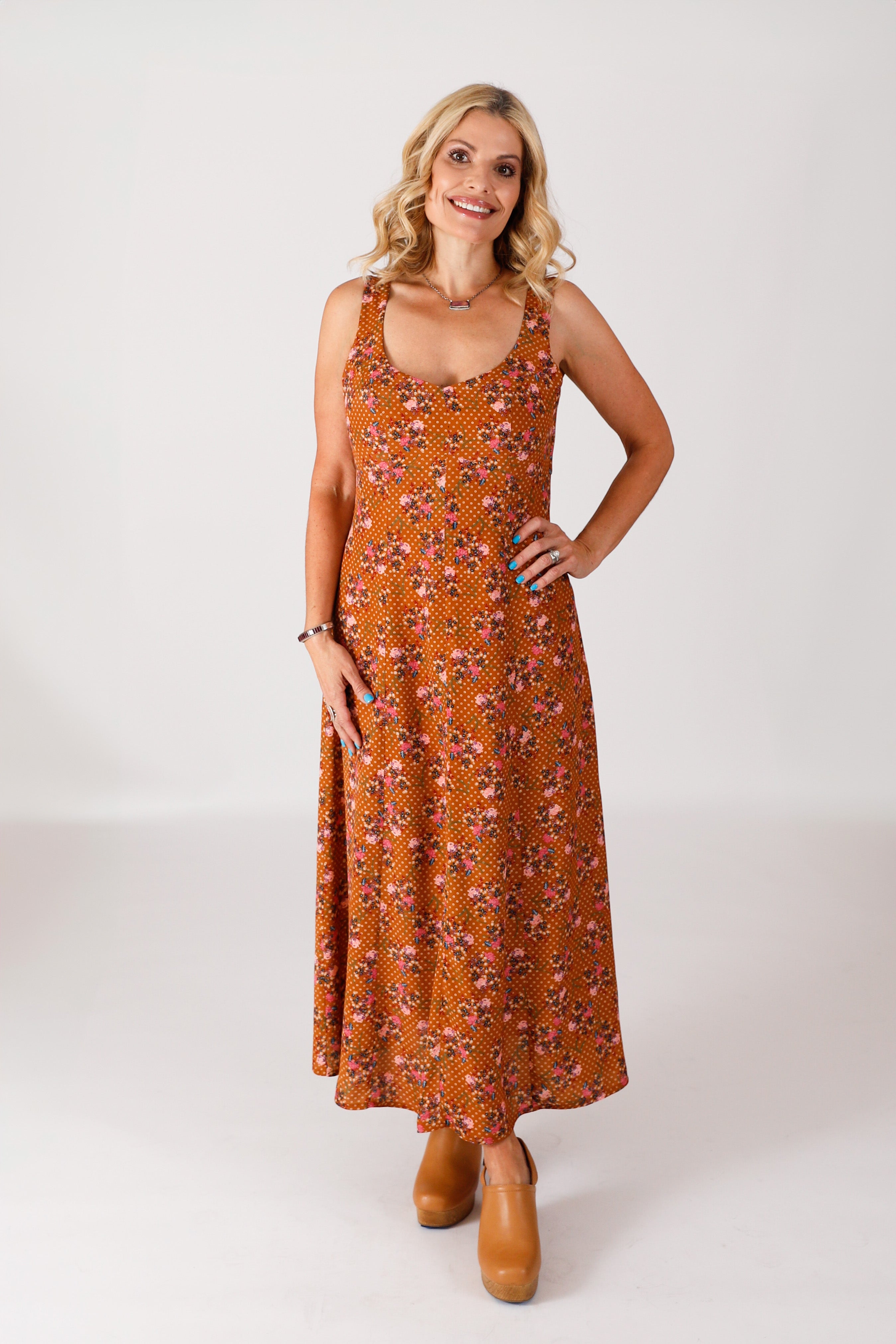 Chalk and Notch Bora Dress