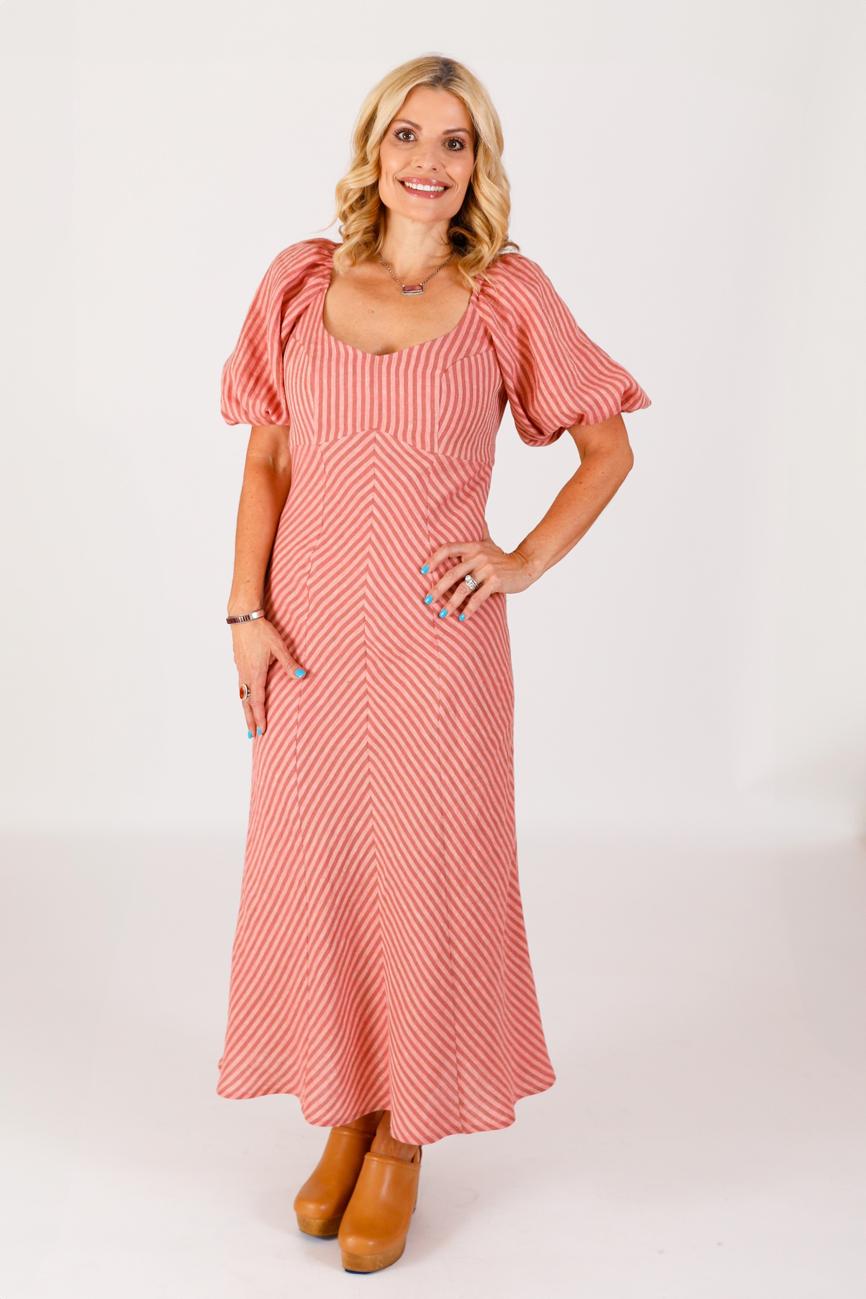 Chalk and Notch Bora Dress