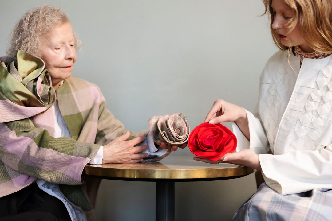 TAUKO Adele Boutonnière