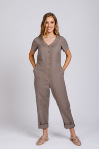 Women wearing the Durban Jumpsuit sewing pattern from Megan Nielsen on The Fold Line. A jumpsuit pattern made in linen, tencel, rayon, cotton shirting, lawn, poplin, crepe or chambray fabrics, featuring a V-neckline, bust darts, short sleeves, in-seam poc