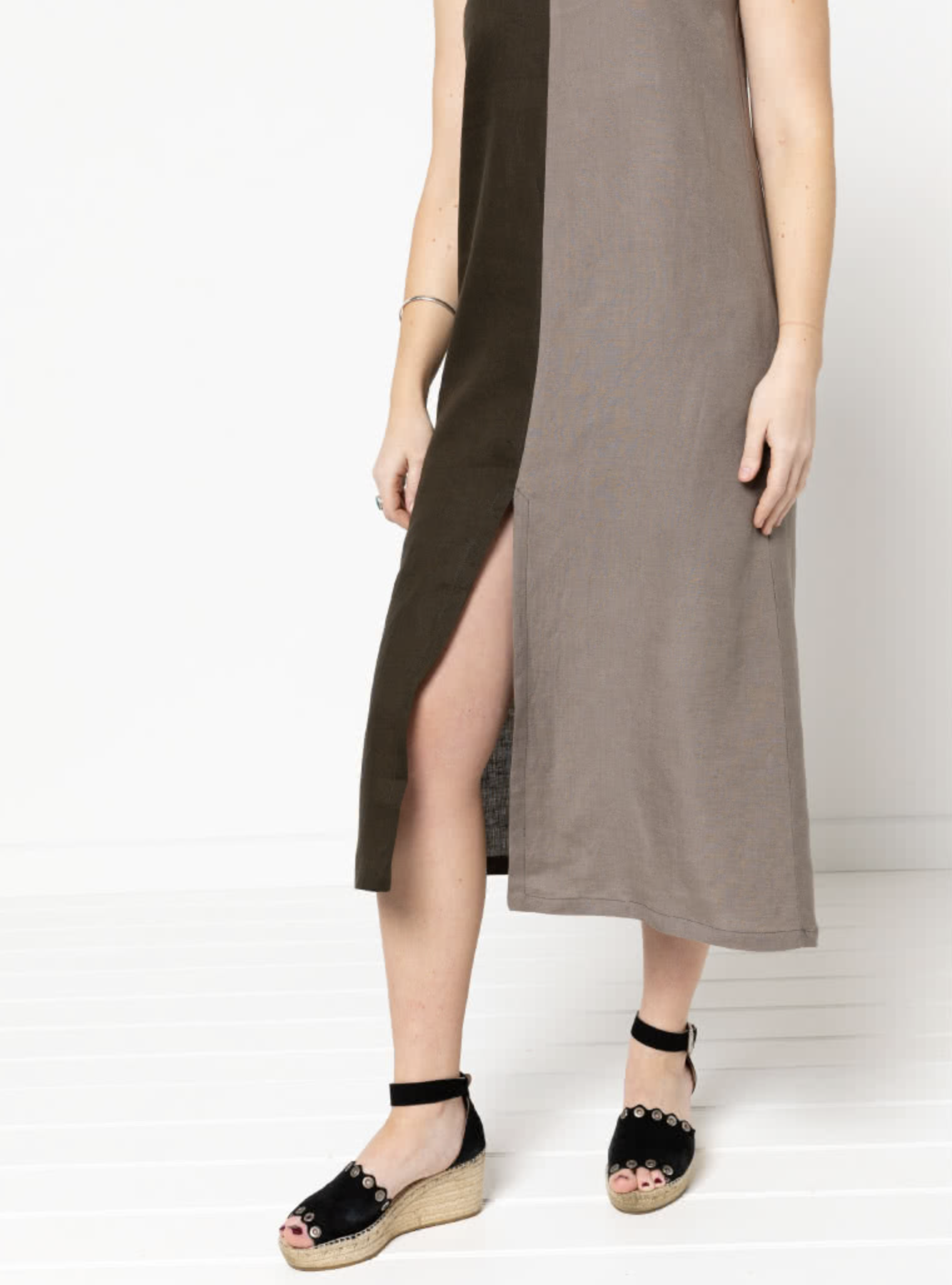 Style Arc Esther Woven Dress