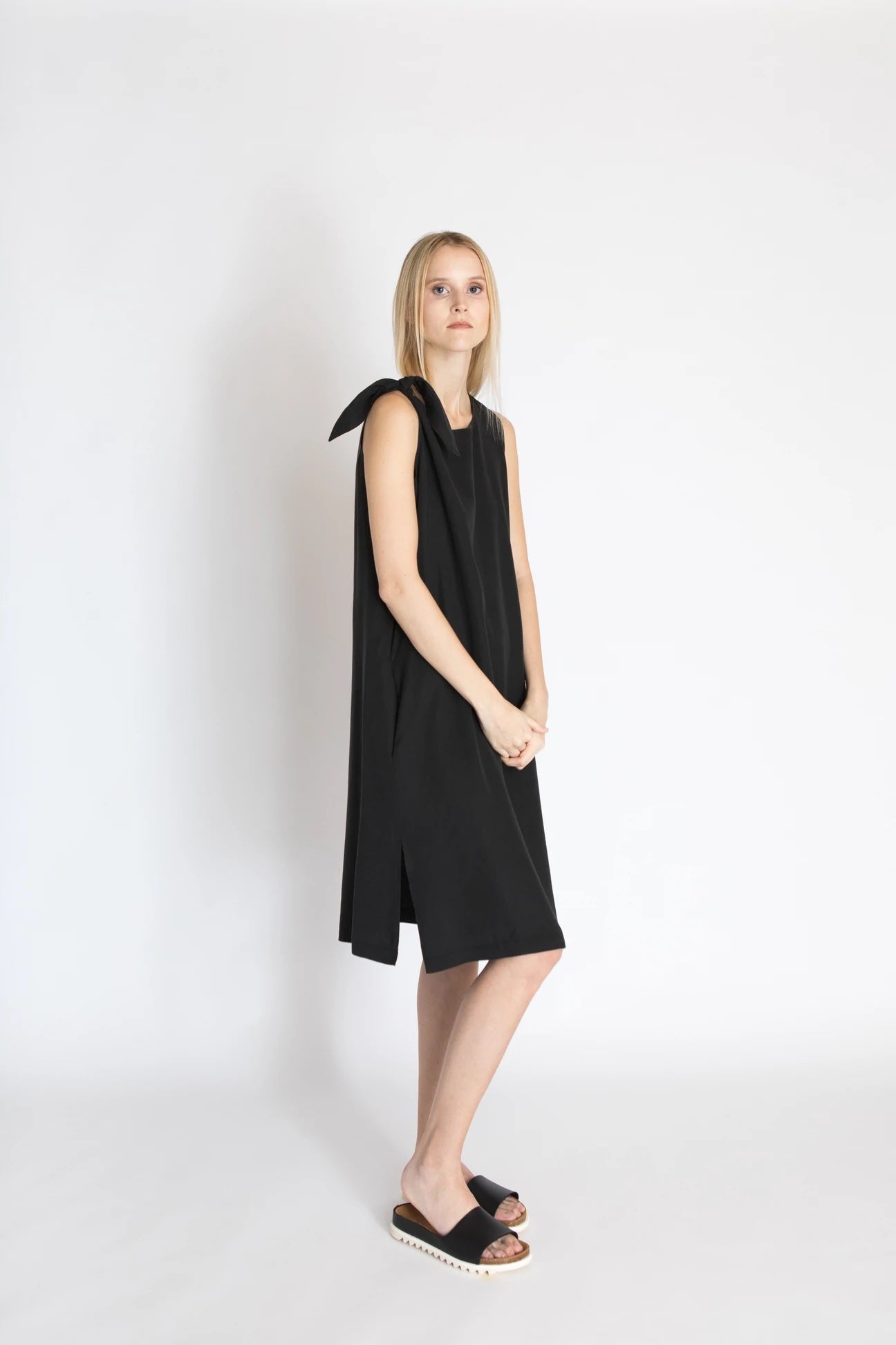 Bara Studio Freja Knot Dress