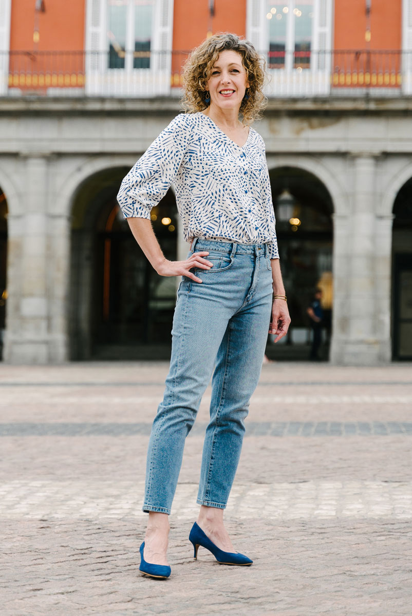 Liesl + Co Geneva V-neck Blouse