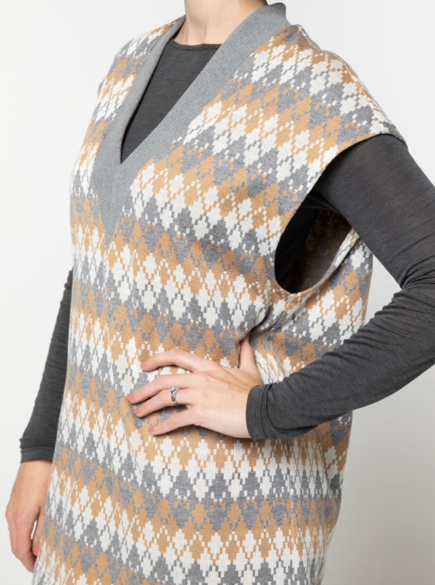 Style Arc Keith Knit Vest