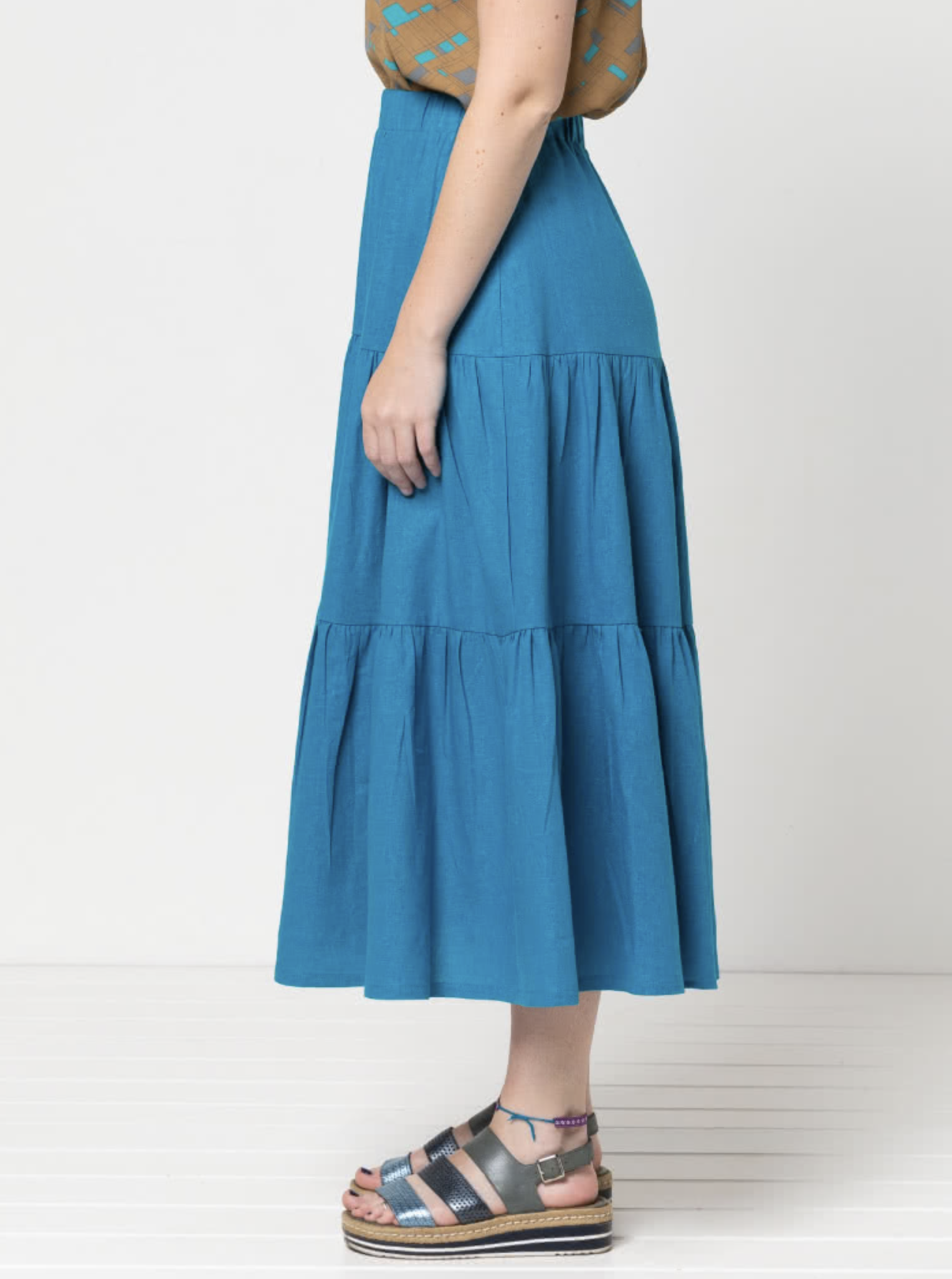 Style Arc Lila Tiered Skirt