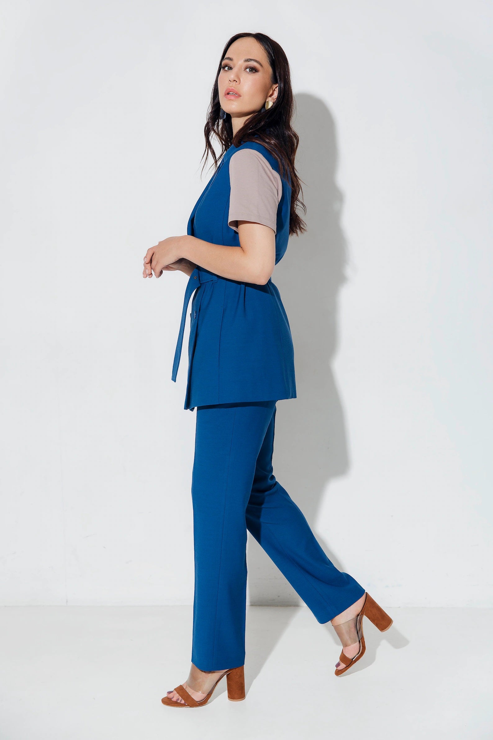 Vikisews Lora Trousers PDF – The Fold Line