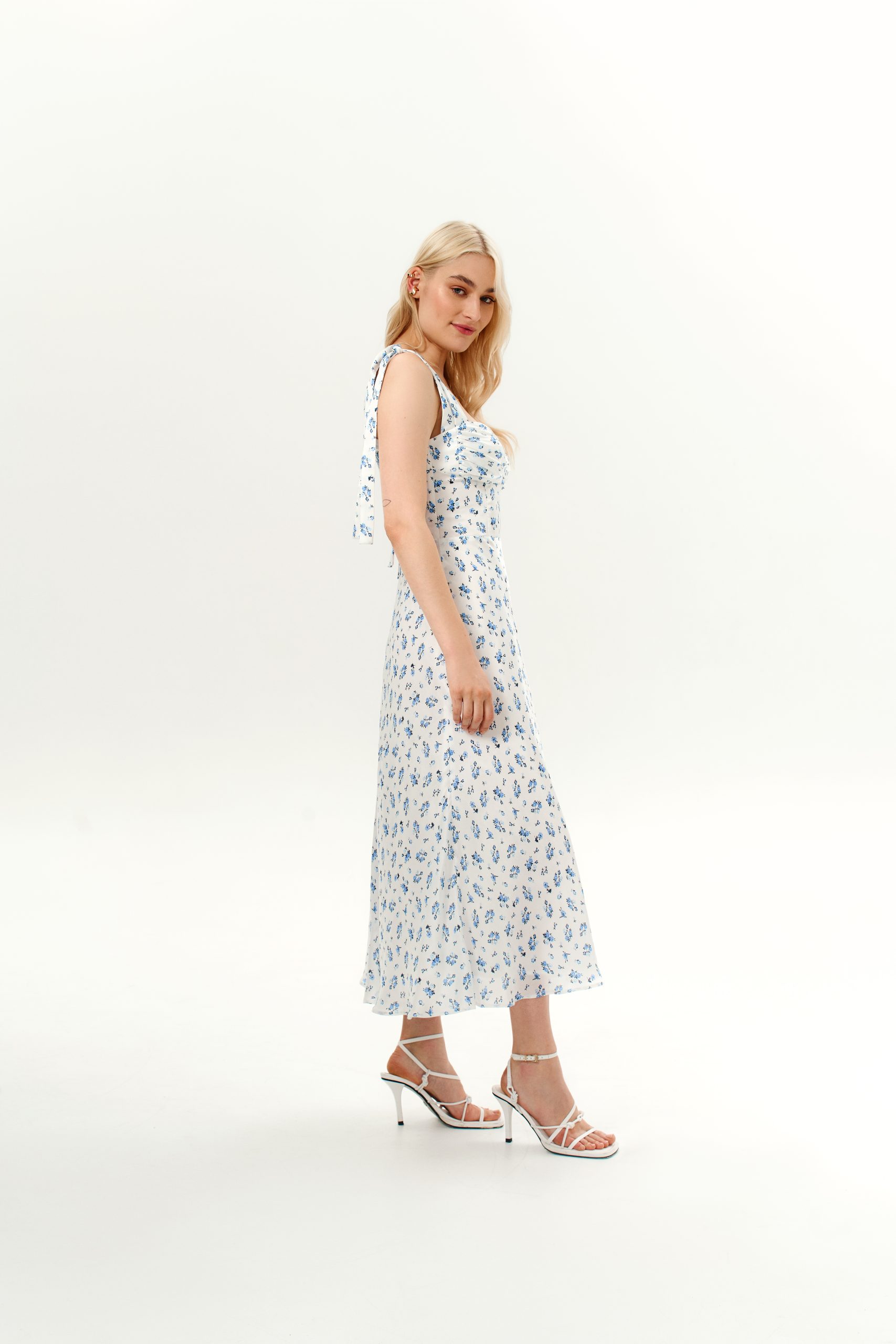 Vikisews Lorraine Dress