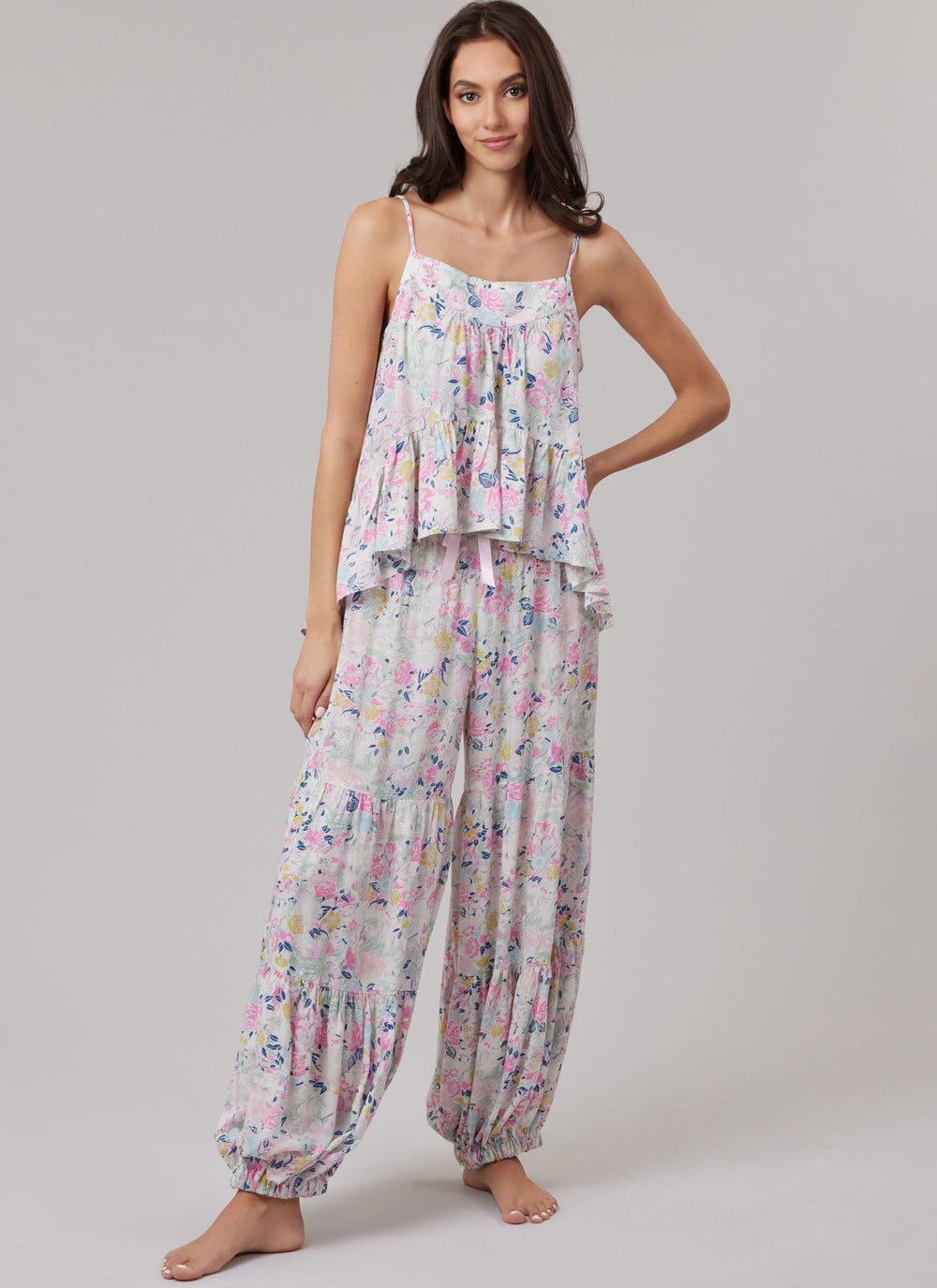 McCall's Top, Shorts and Trousers M8587