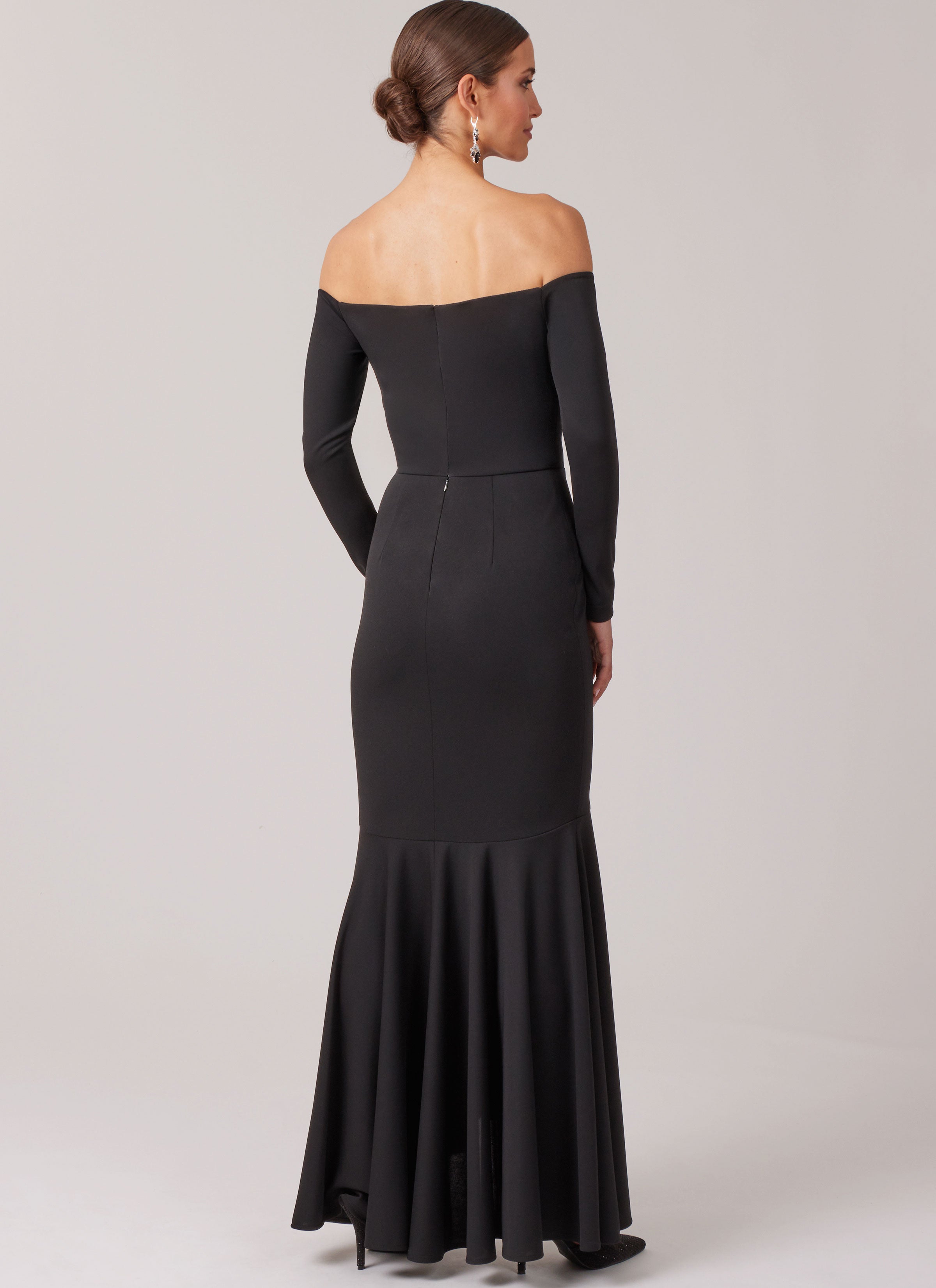 McCall's Misses' Dresses with Petite Lines M8605