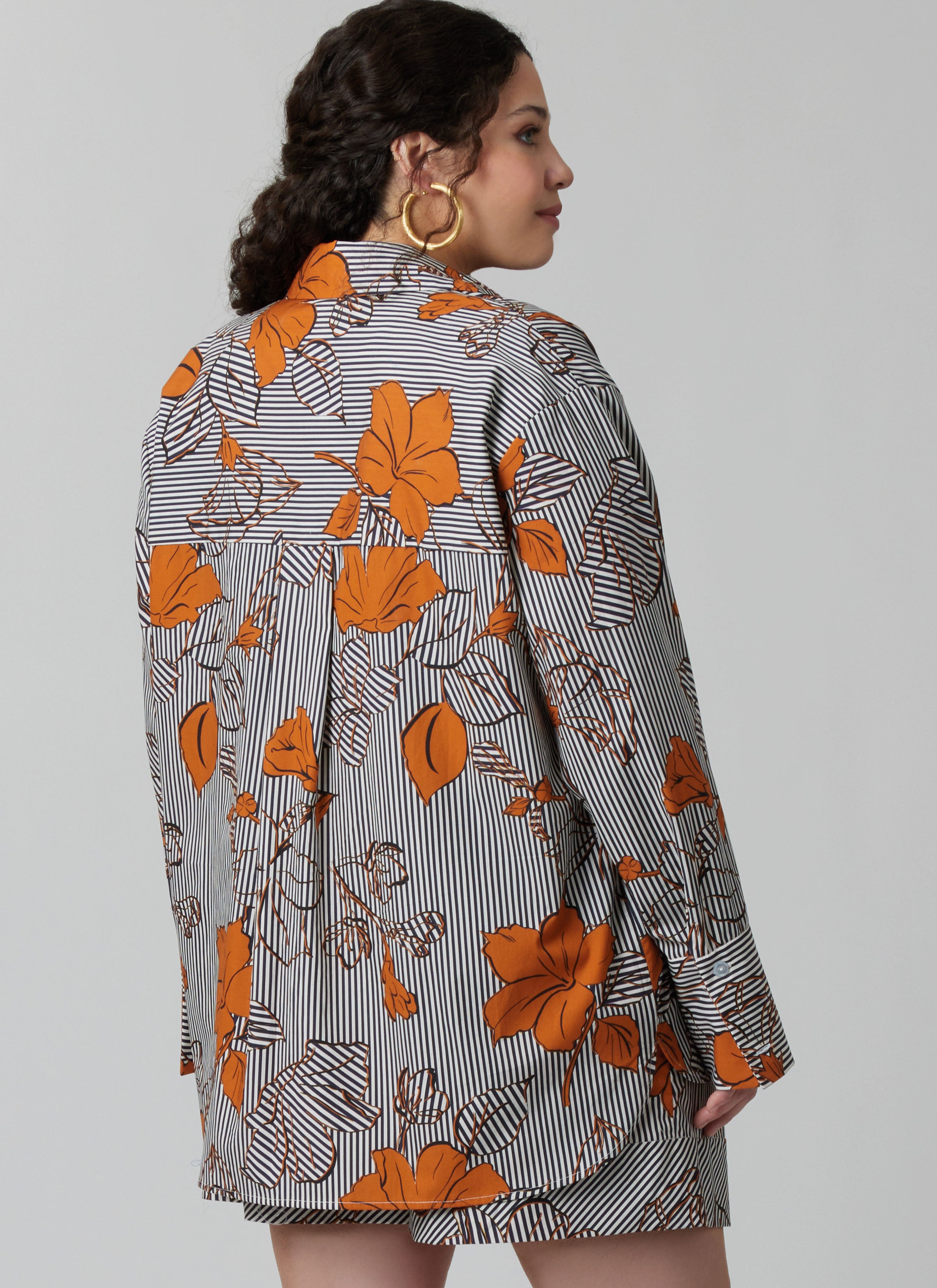 McCall's Misses' and Women's Shirt, Shorts and Trousers M8611