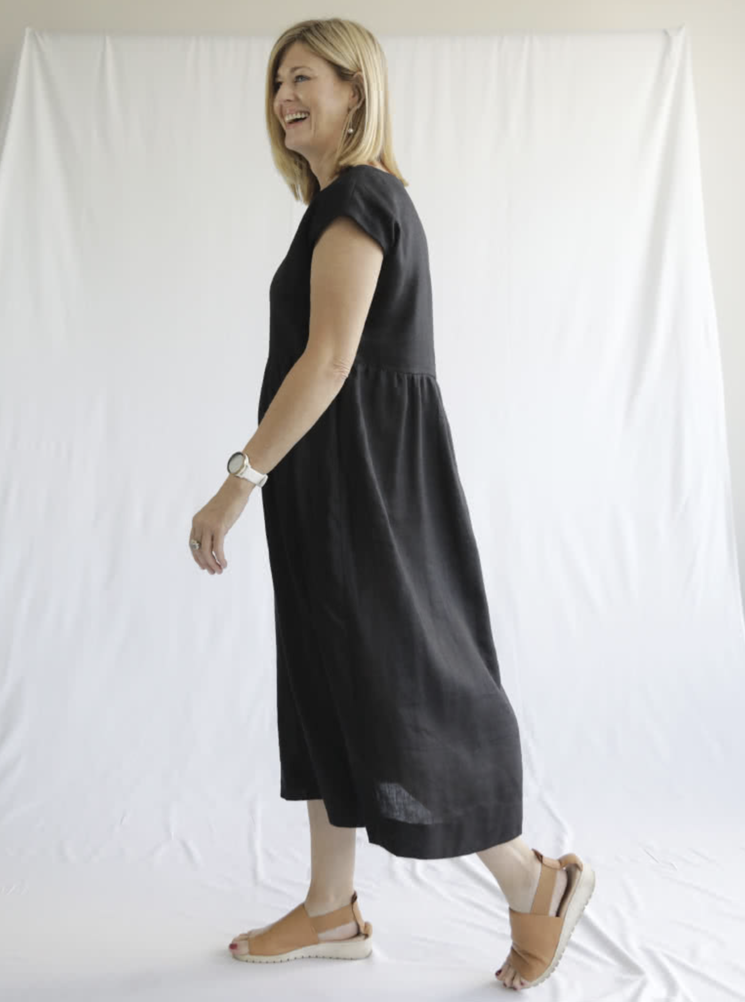 Style Arc Montana Midi Dress