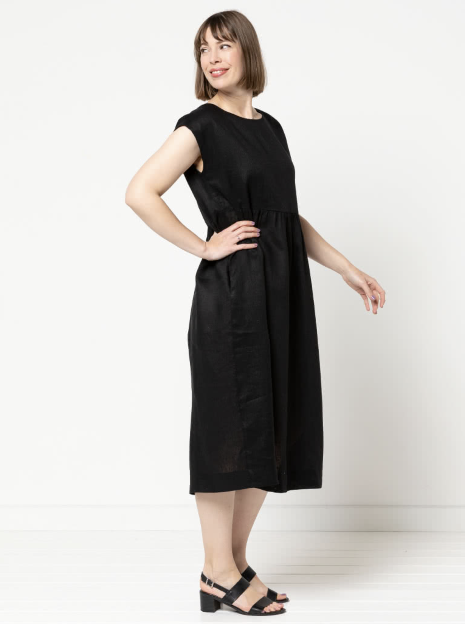 Style Arc Montana Midi Dress