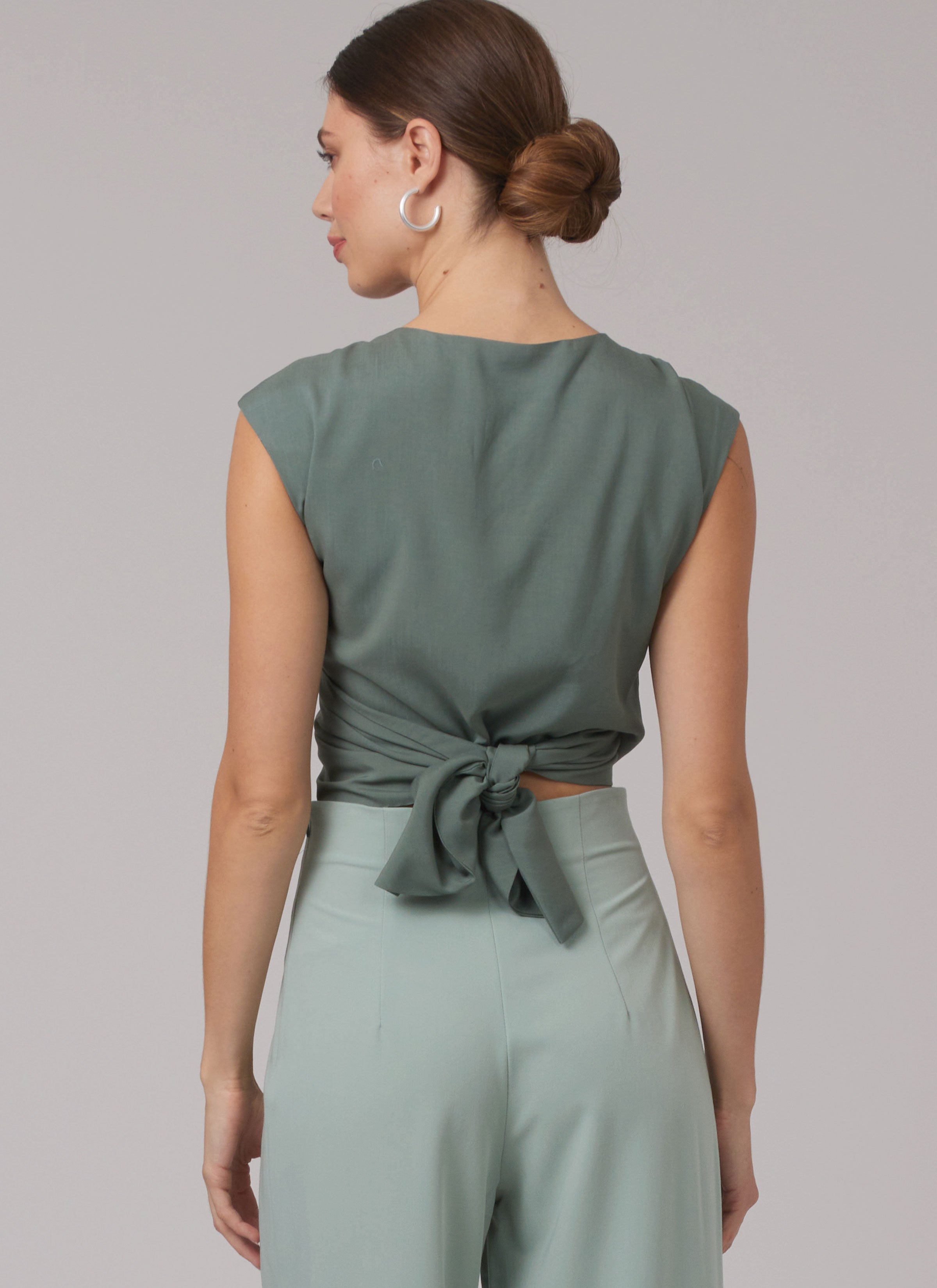 New Look Coat, Top and Trousers N6796