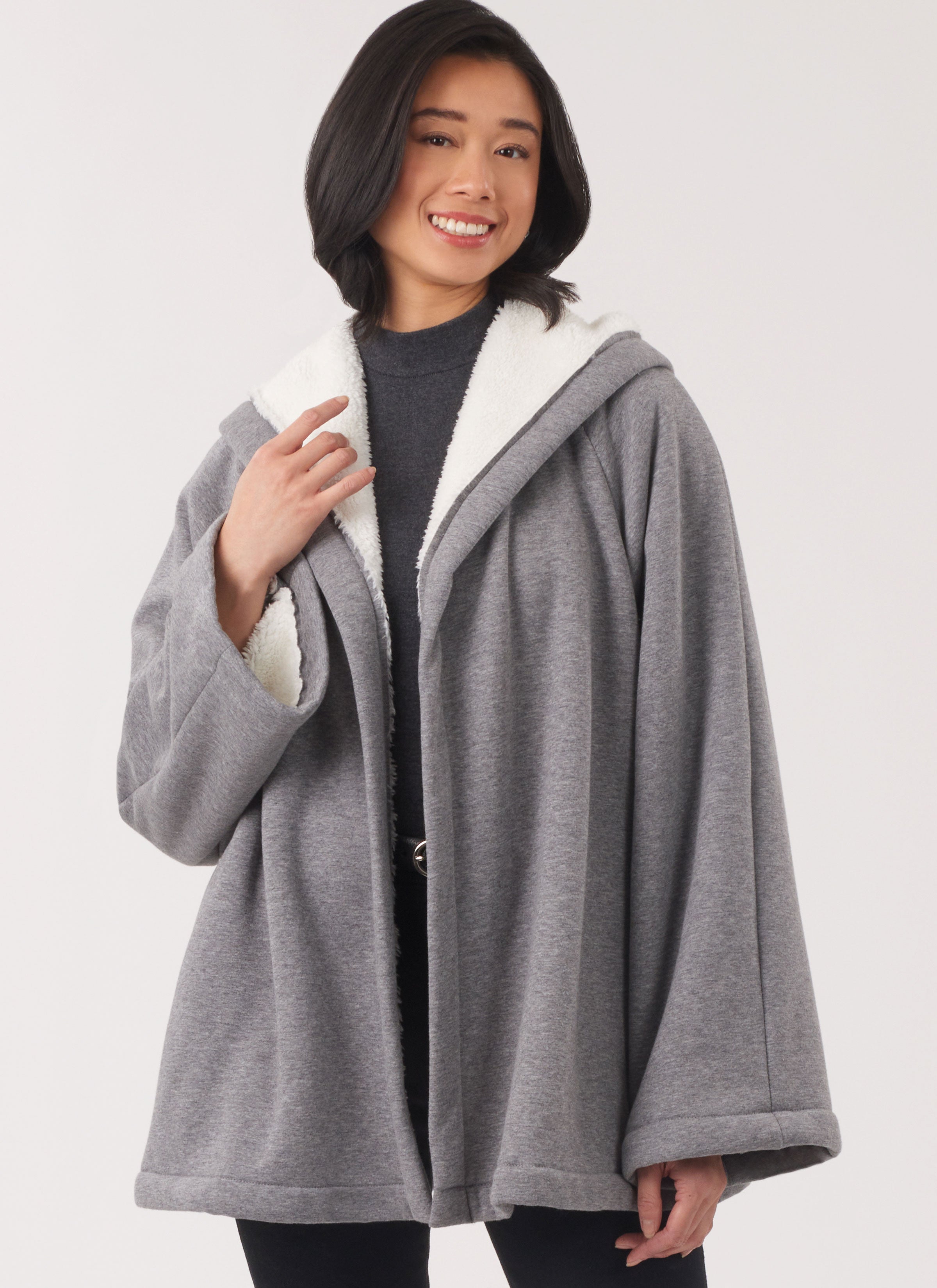New Look Misses' Coat in Two Lengths and Jacket N6811