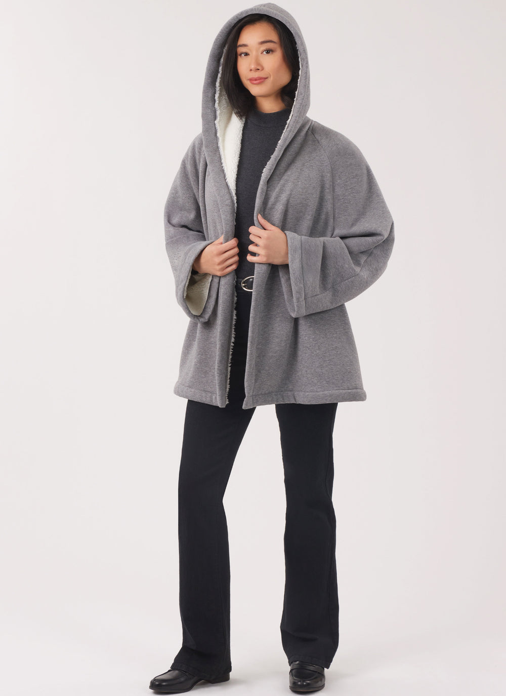 New Look Misses' Coat in Two Lengths and Jacket N6811