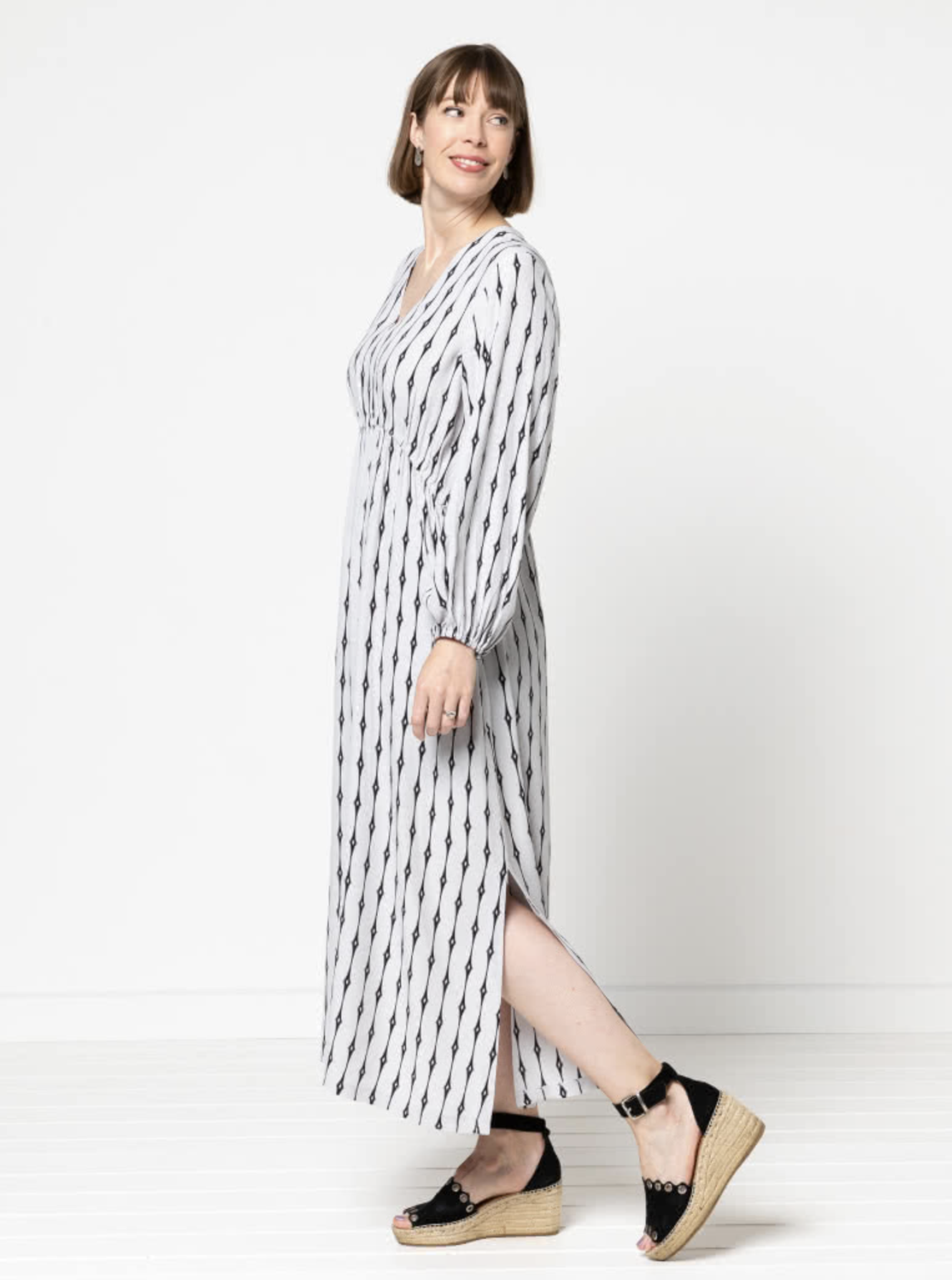 Style Arc Naomi Woven Dress