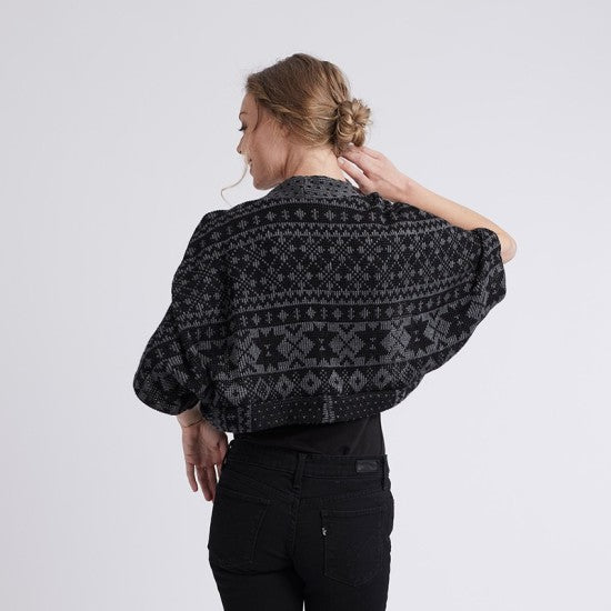 Coralie Bijasson Naomie Shrug