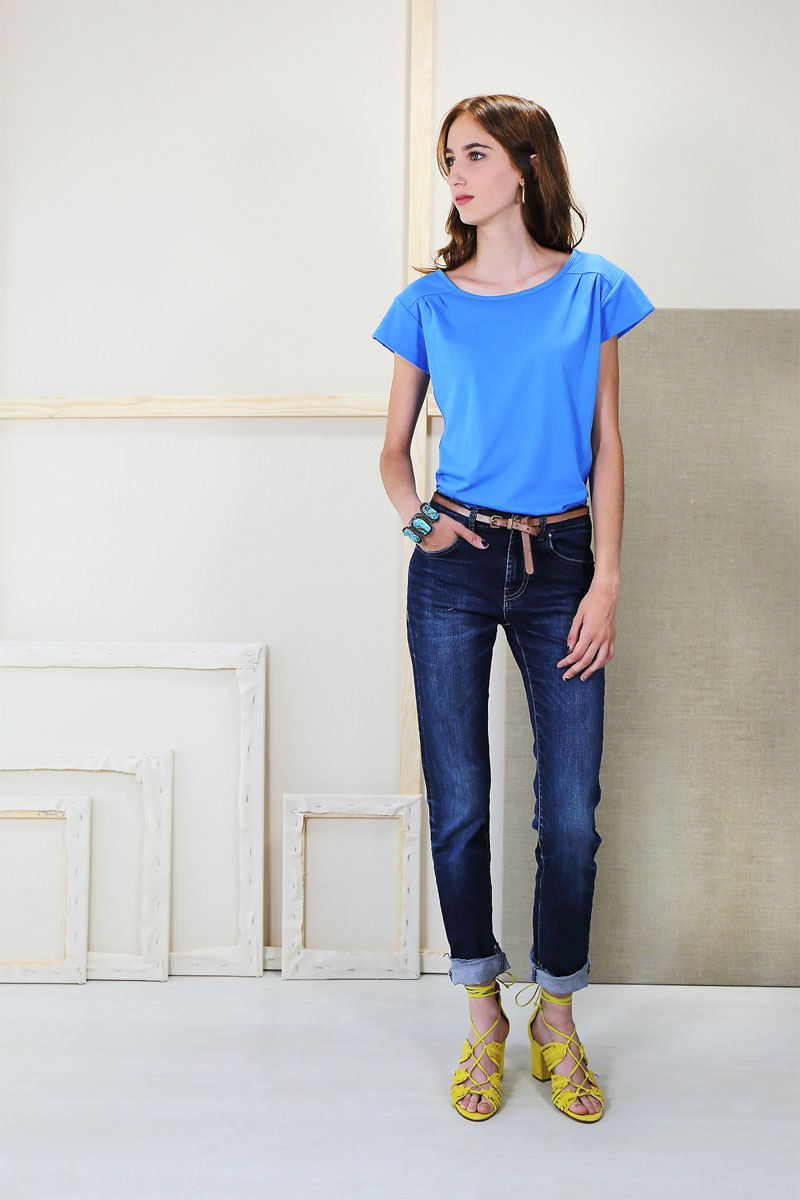 CHAI のストレッチTee CHAI のストレッチTee CHAI のストレッチTee