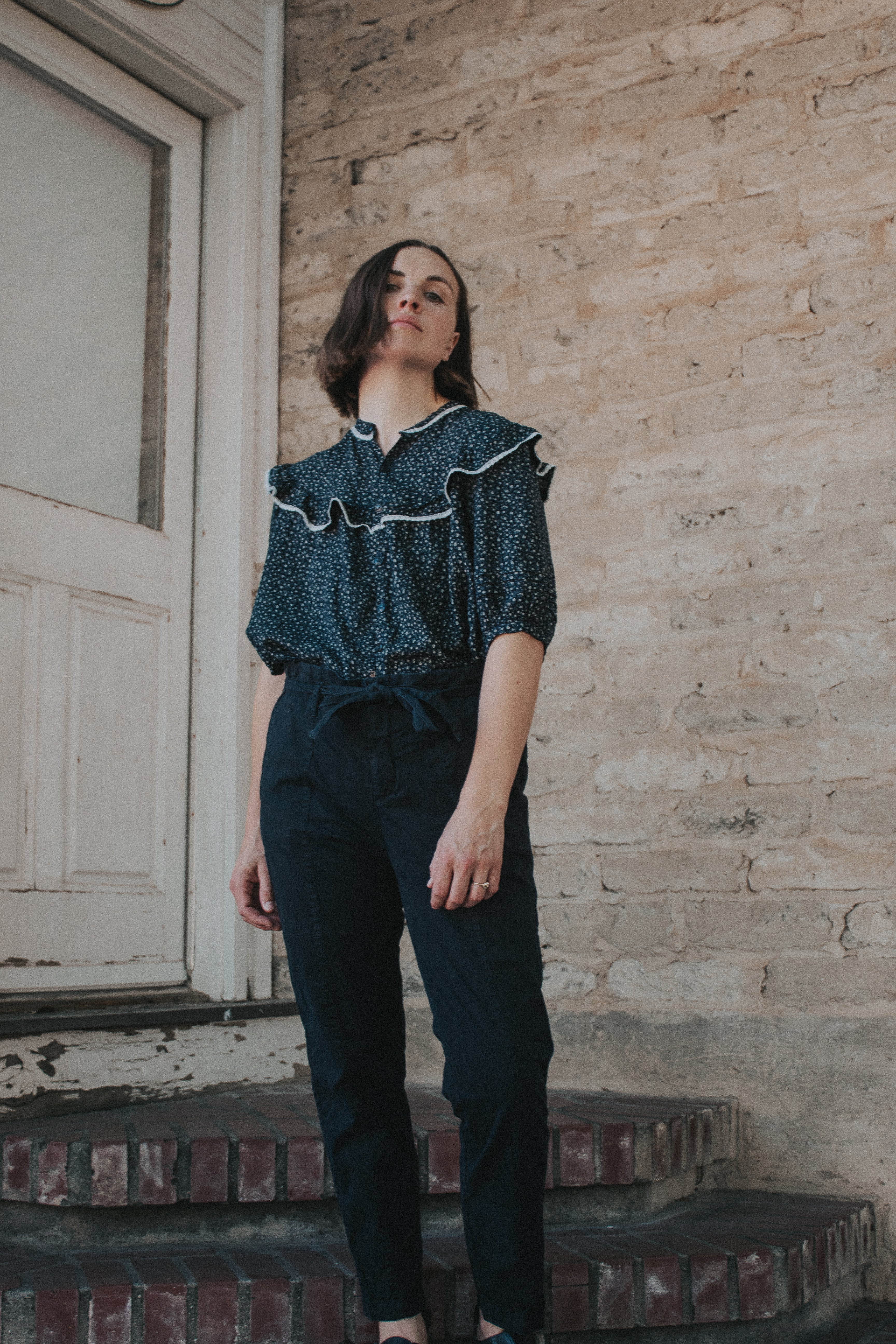 【GOOD GRIEF!】Gather Blouse(BK) GATHERED GRANDAD-COLLAR BLOUSE - BLACK | COS GB