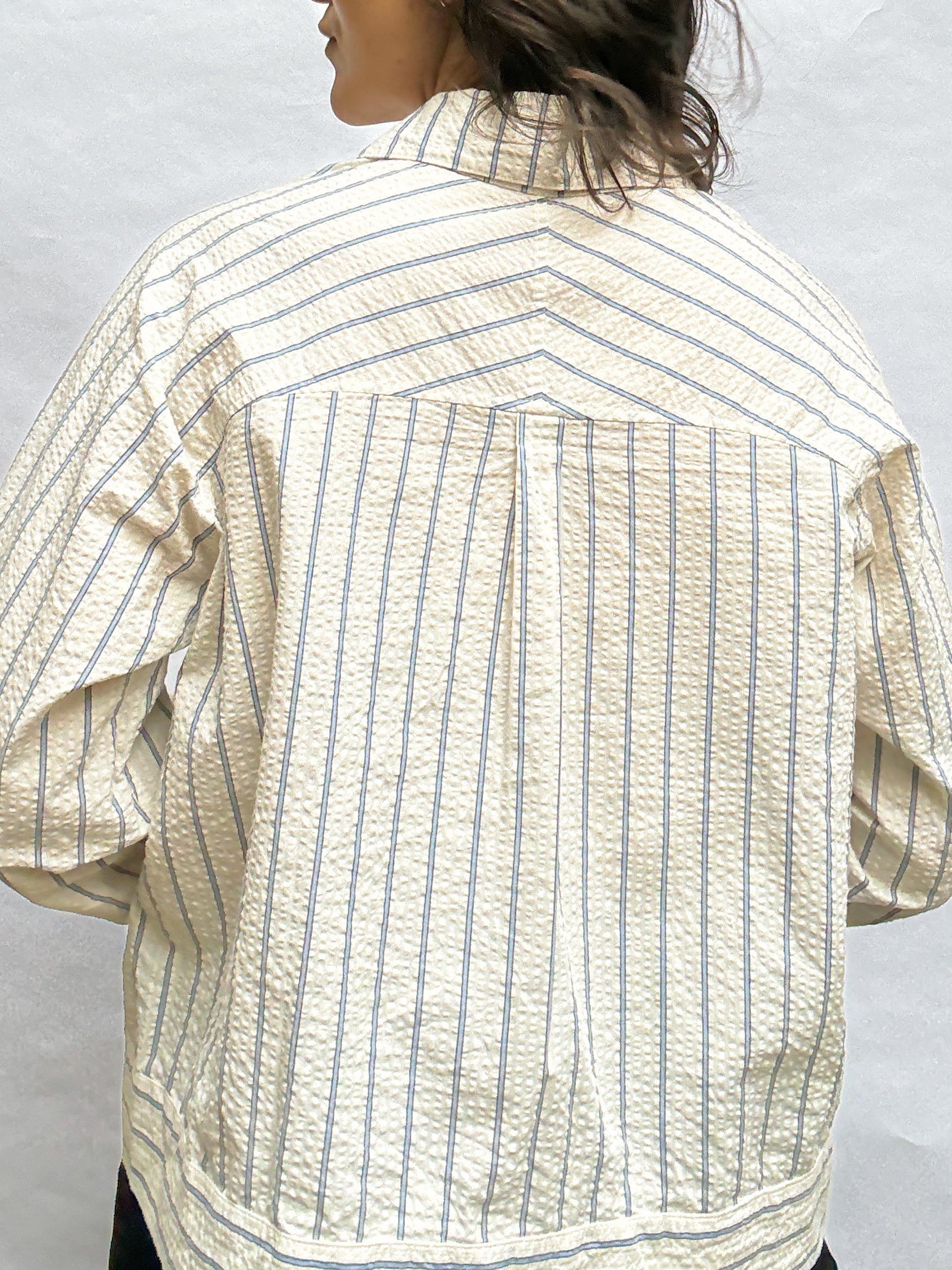 Paradise Patterns Rose Raglan Button Up