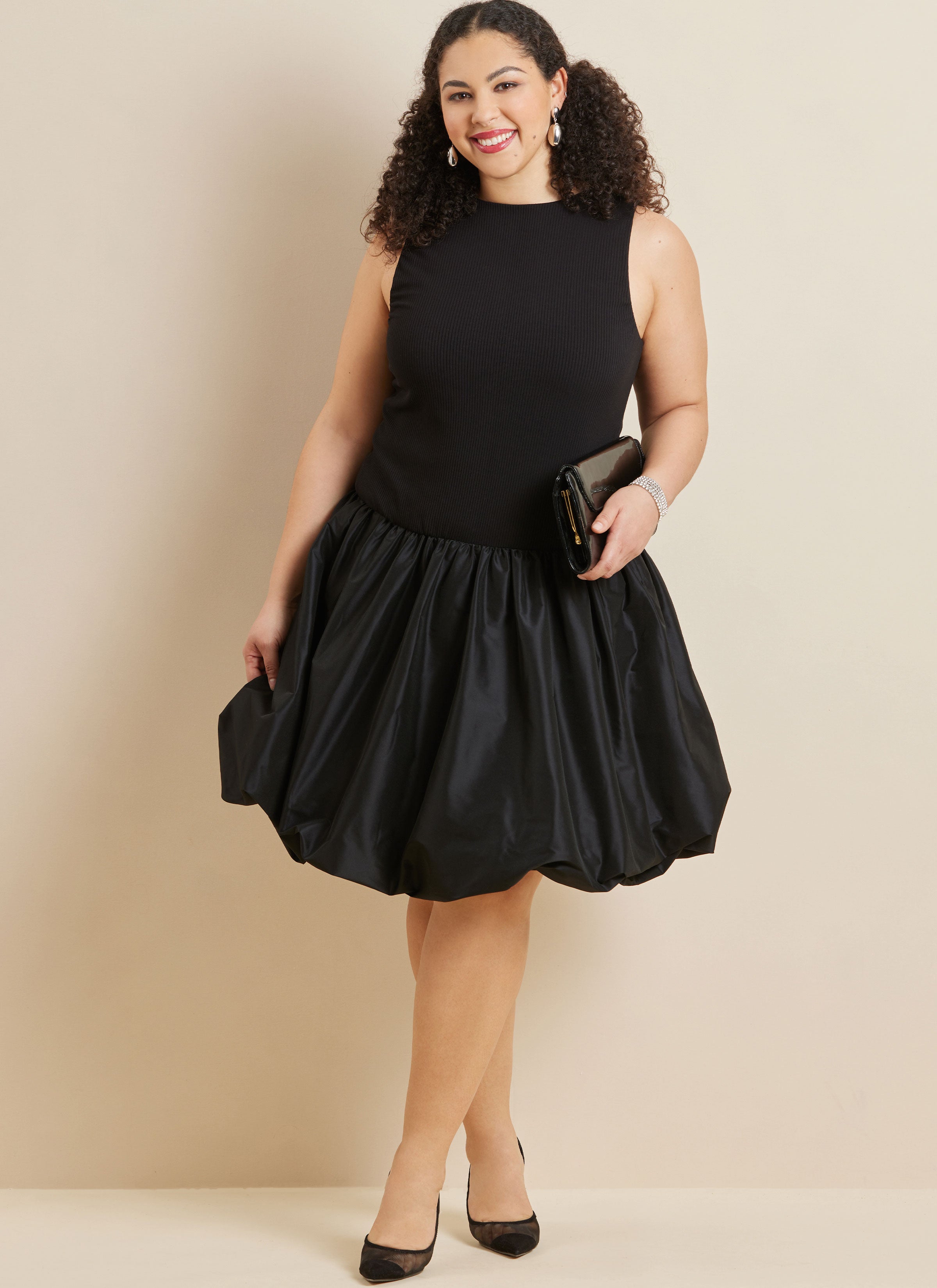 Simplicity Dress with Petite Lines S3132