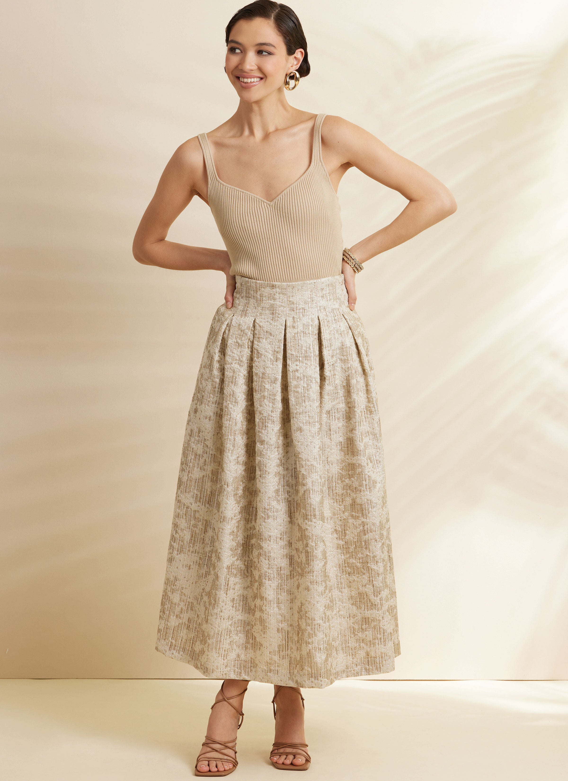 Simplicity Pleated Skirt and Belt S3139