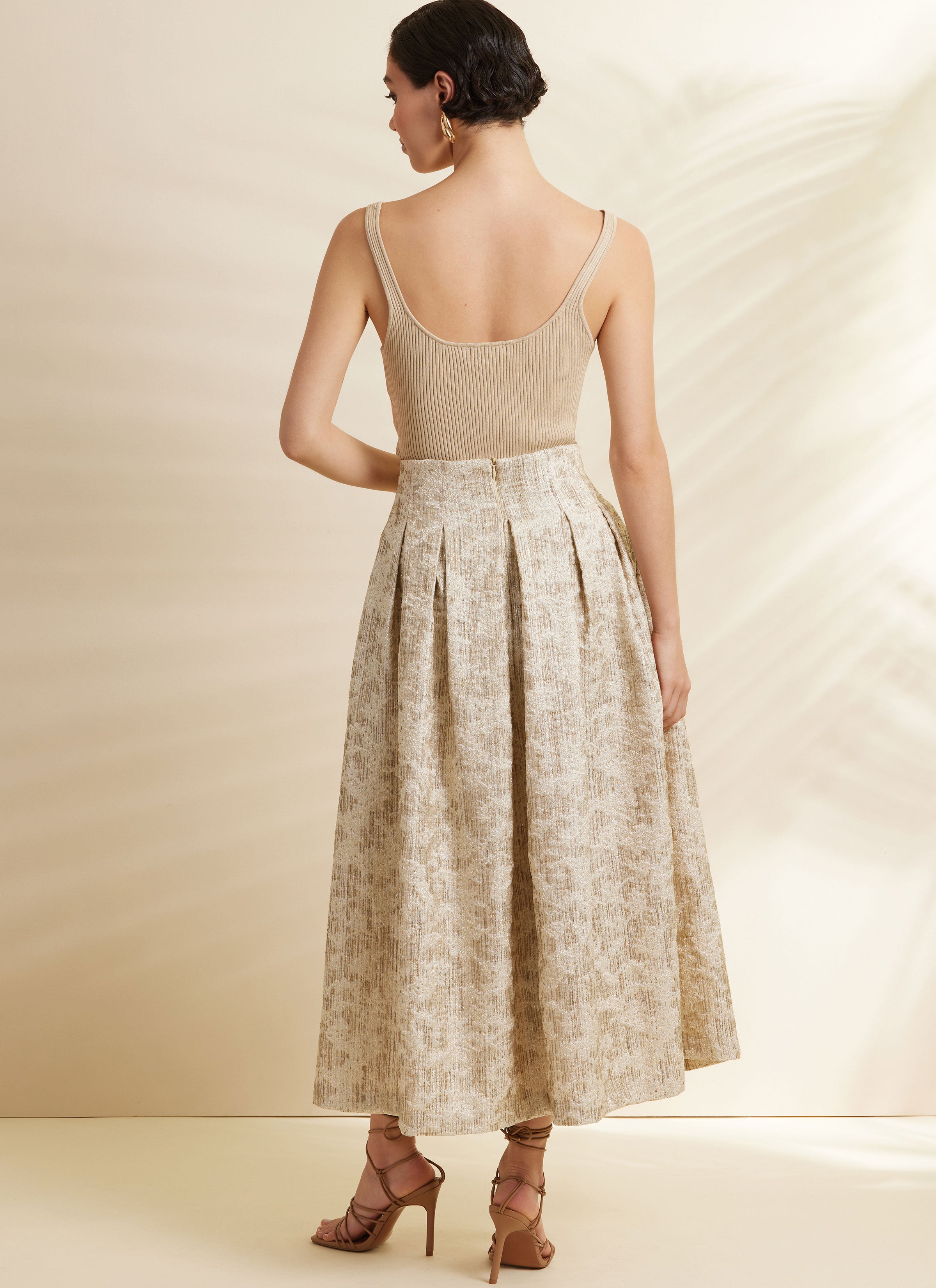 Simplicity Pleated Skirt and Belt S3139