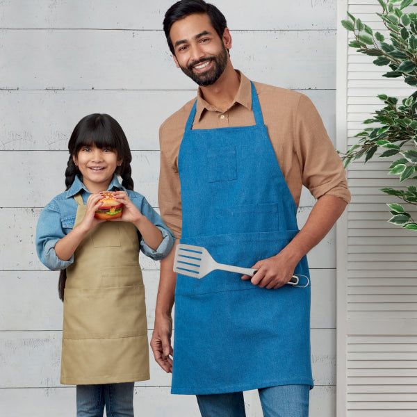 Simplicity Adult/Child Aprons S9301