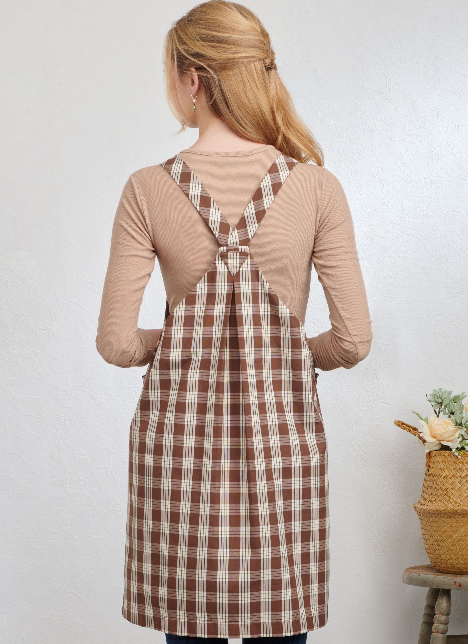 Simplicity Aprons S9938